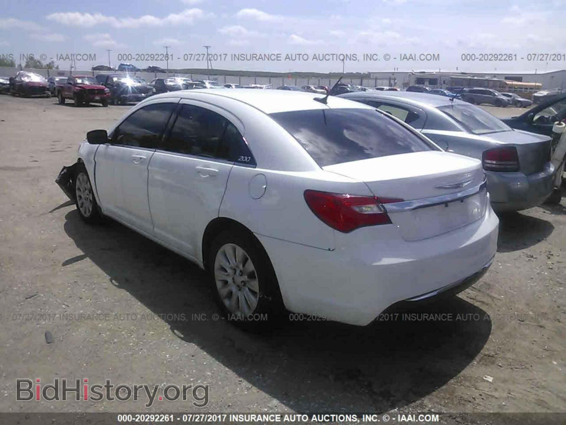 2013 Chrysler 200 - VIN: 1C3CCBAB9DN733869 - Photo 3