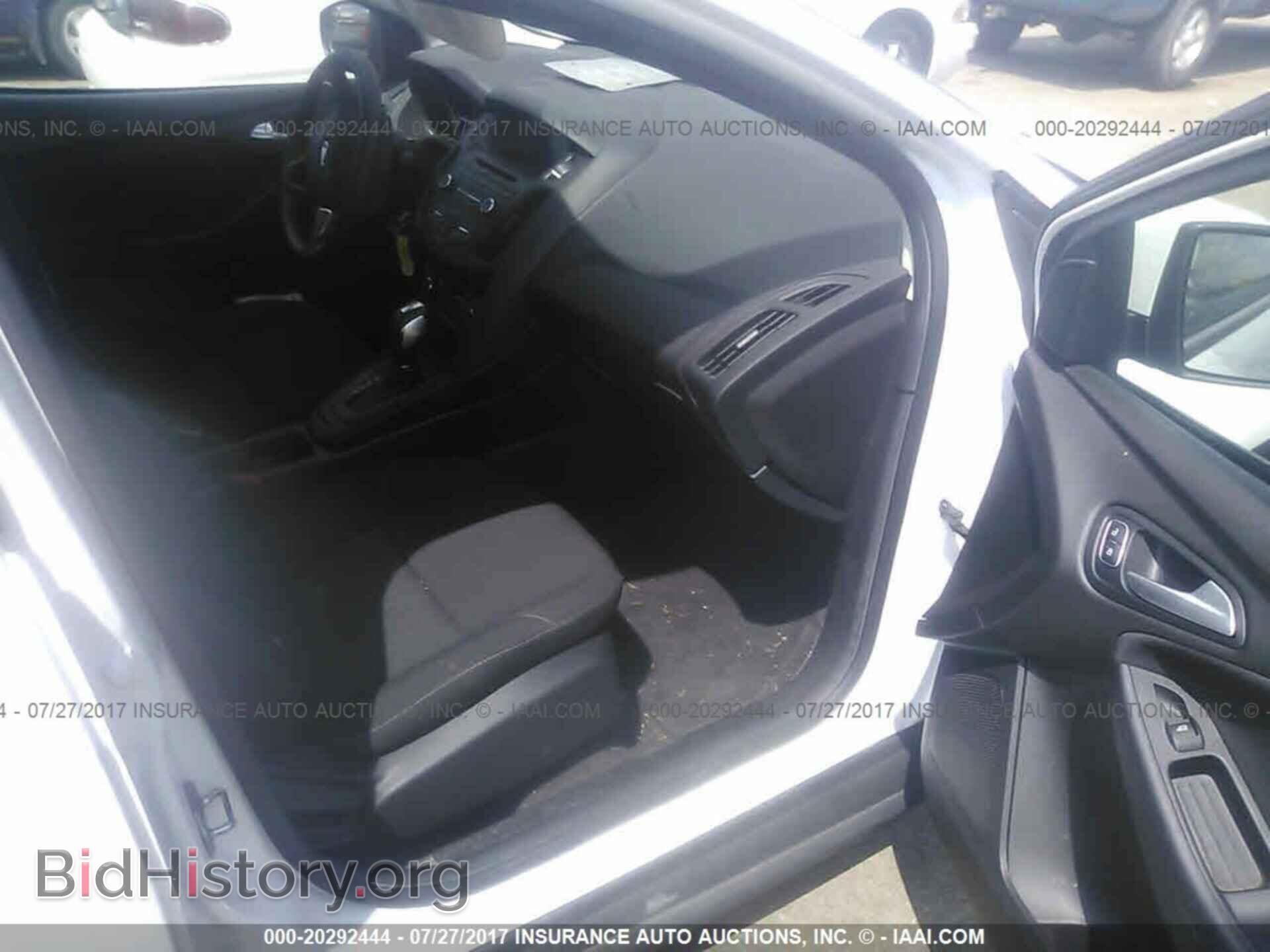 2016 Ford Focus - VIN: 1FADP3FE5GL314162 - Photo 5