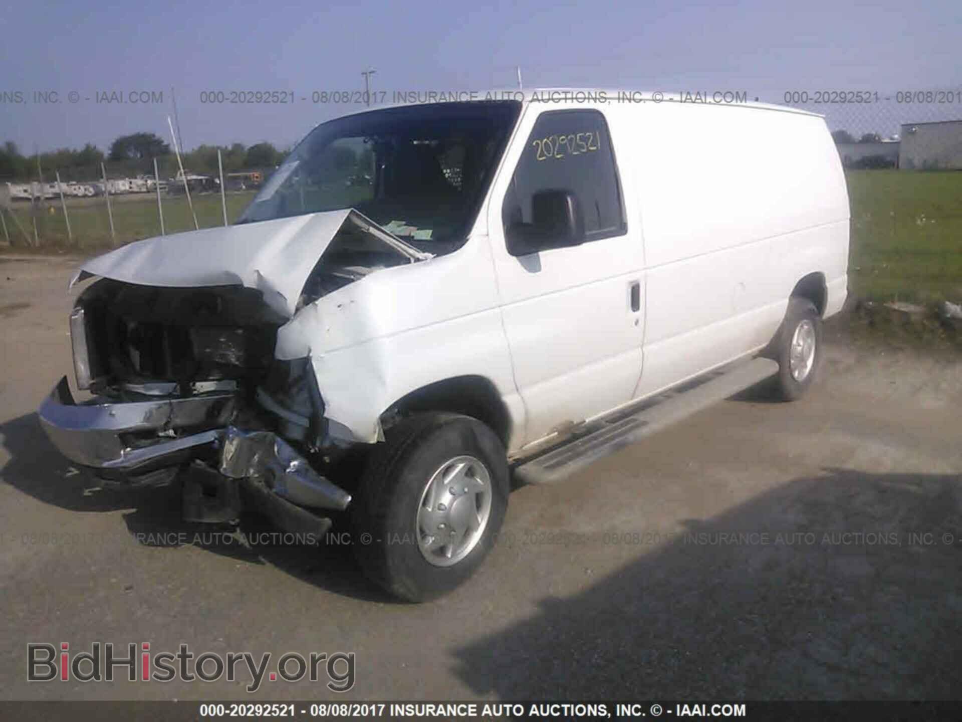 2013 Ford Econoline - VIN: 1FTNE2EWXDDA96329 - Фото 2