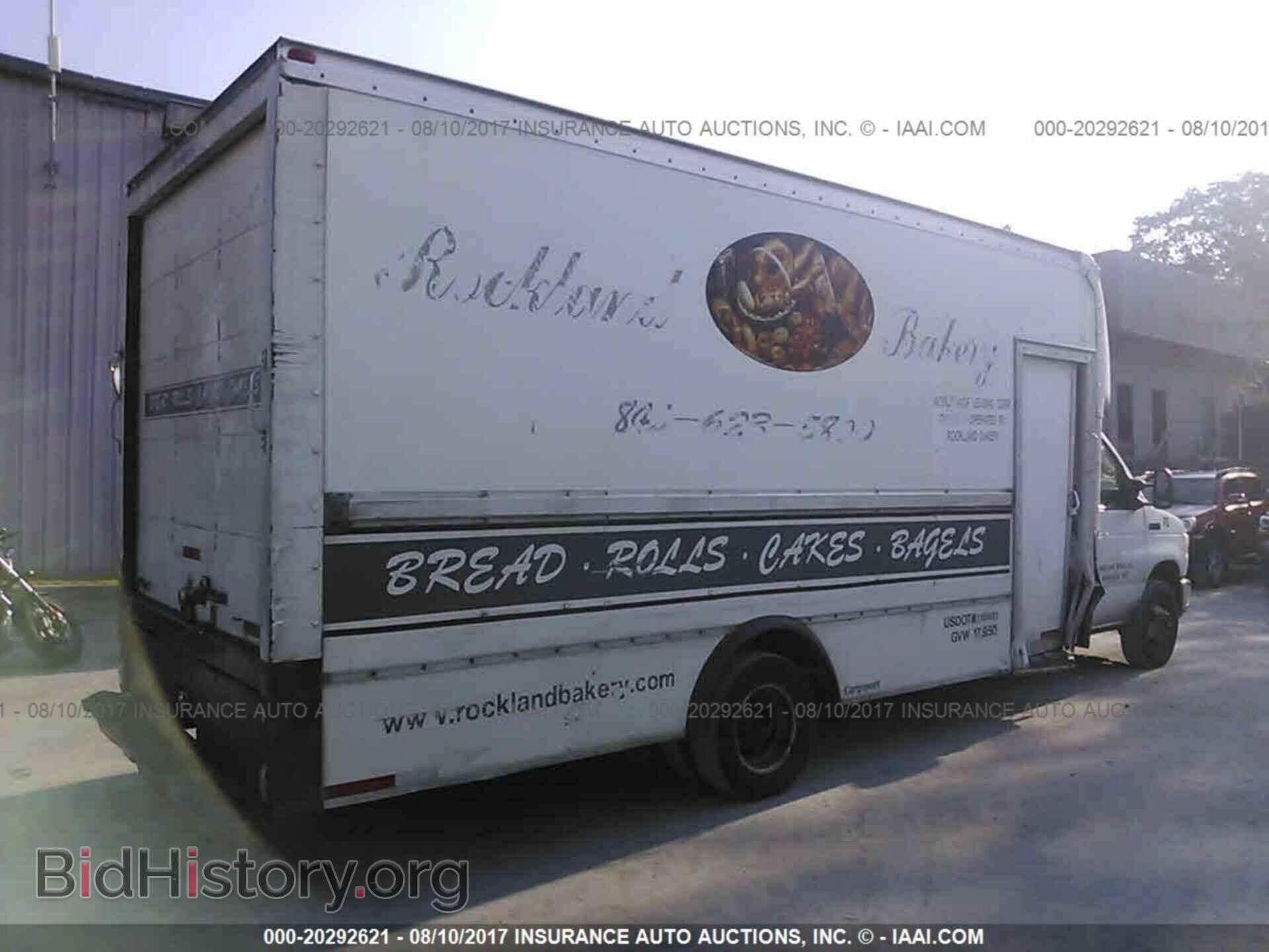 2013 Ford Econoline - VIN: 1FDXE4FS2DDA02732 - Фото 4