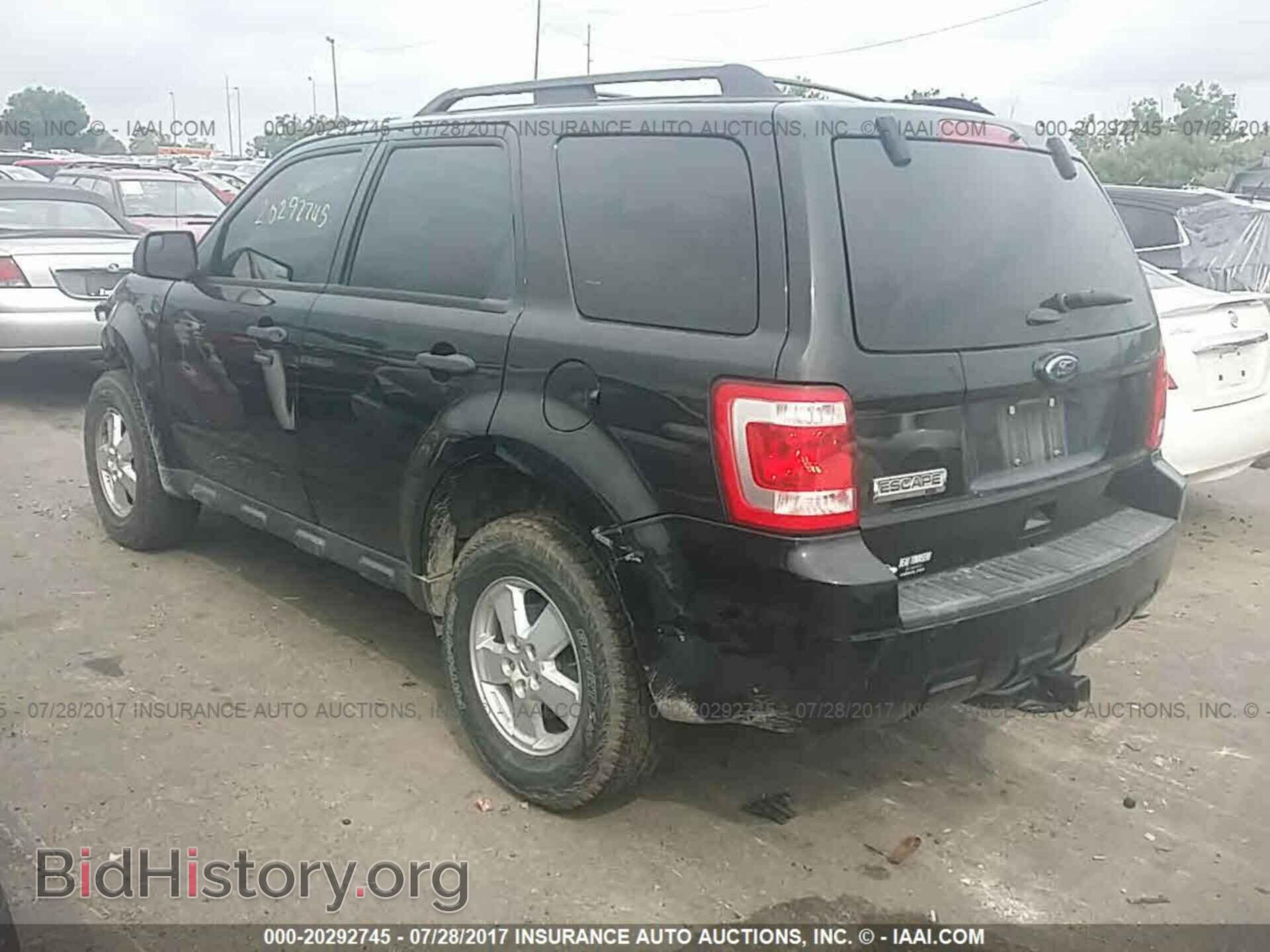 2011 Ford Escape - VIN: 1FMCU0D70BKB22269 - Фото 3