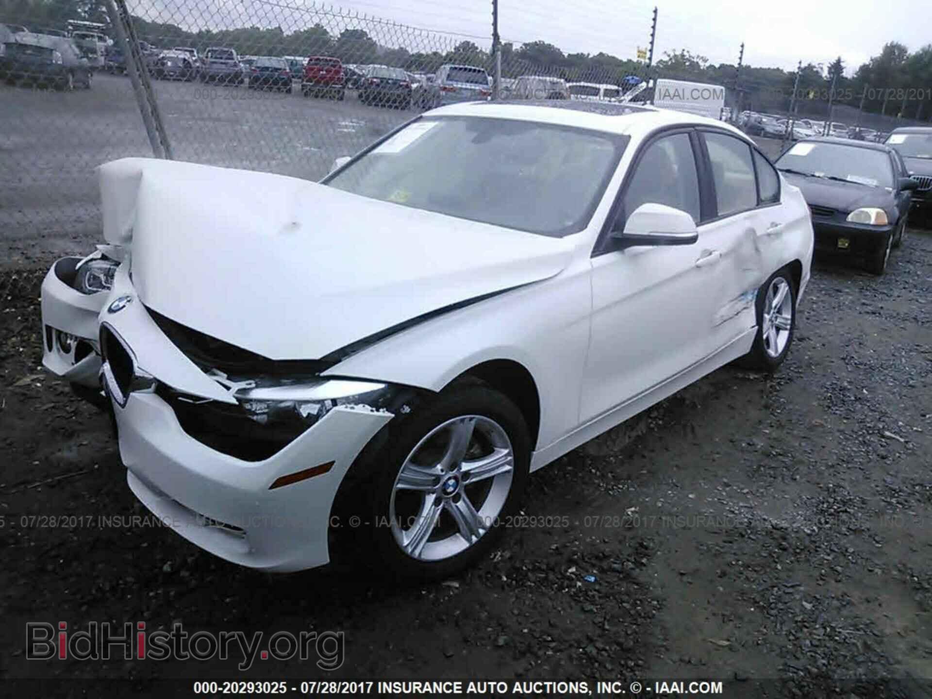 2014 Bmw 320 - VIN: WBA3C3C56EPV90598 - Photo 2