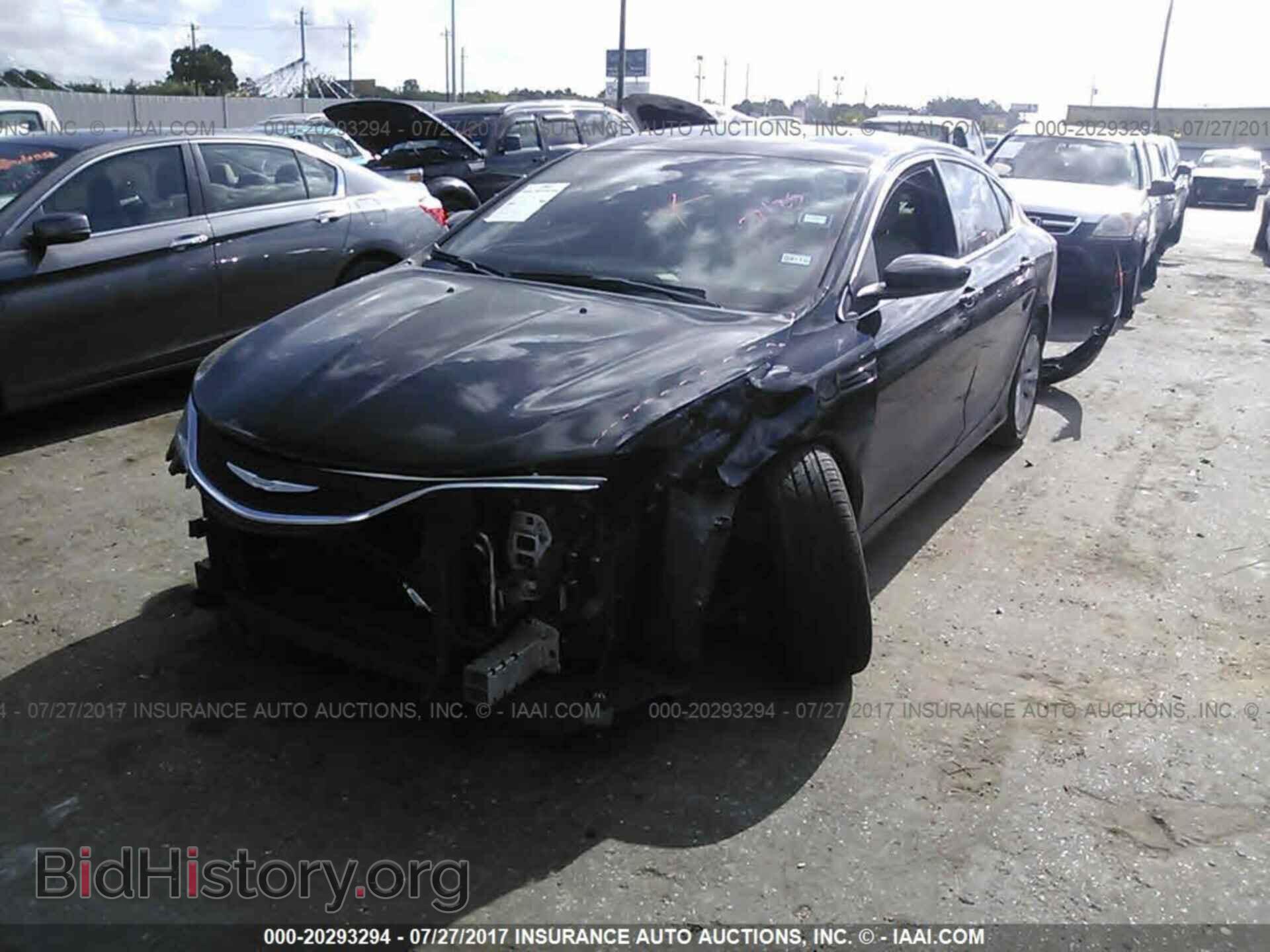 2015 Chrysler 200 - VIN: 1C3CCCAB3FN504516 - Photo 2
