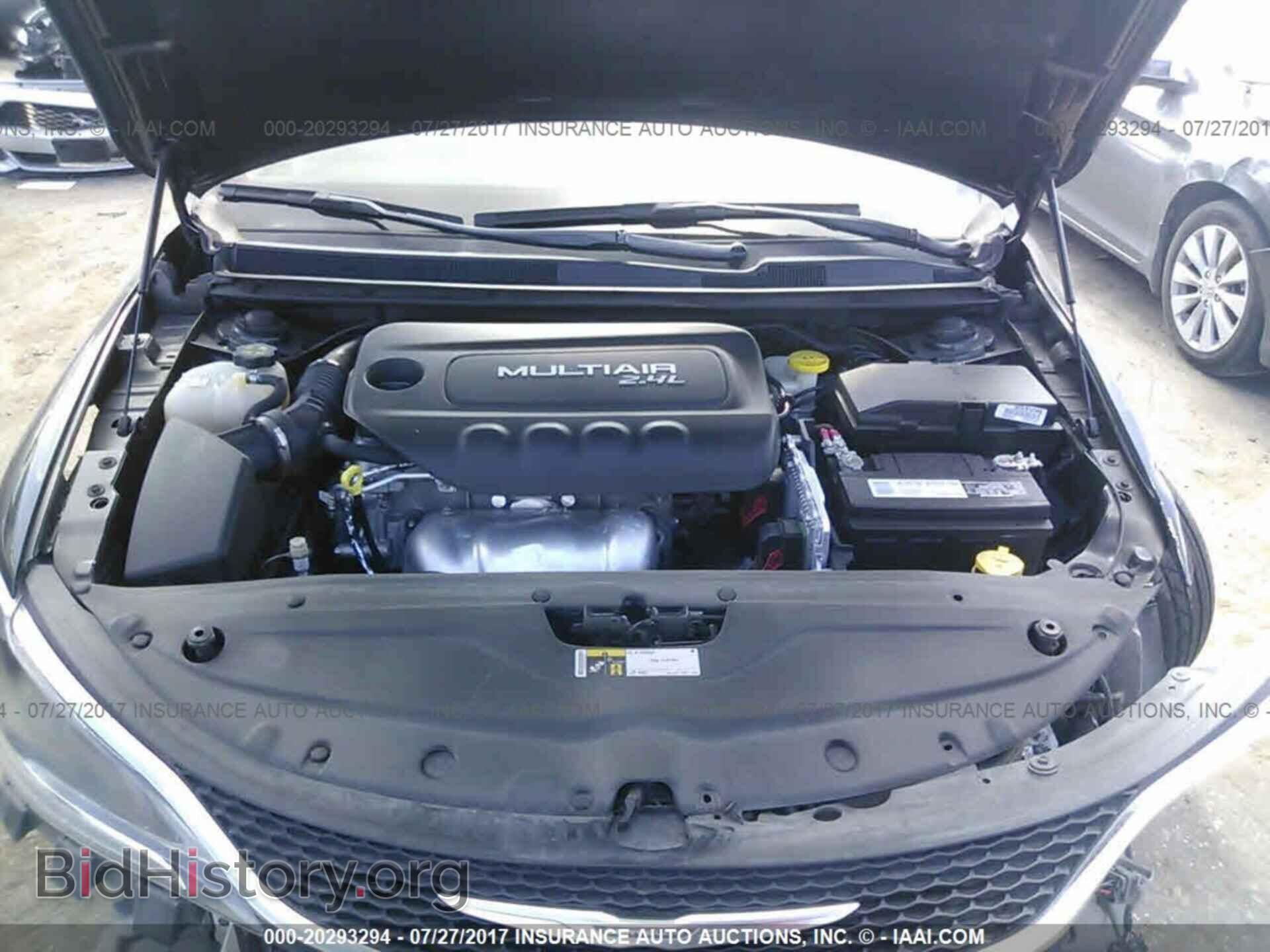 2015 Chrysler 200 - VIN: 1C3CCCAB3FN504516 - Photo 10