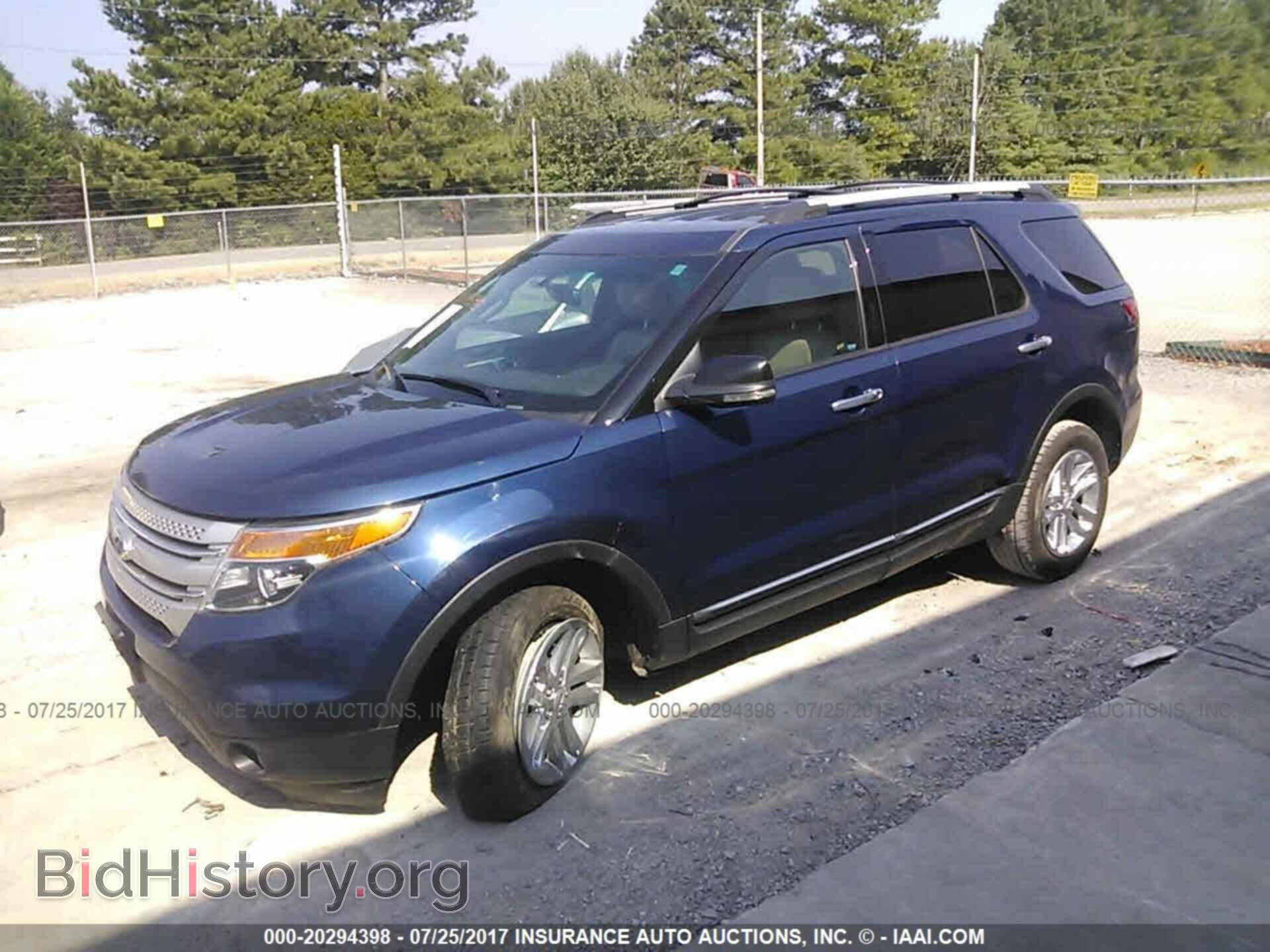 2012 Ford Explorer - VIN: 1FMHK8D82CGA24416 - Photo 2