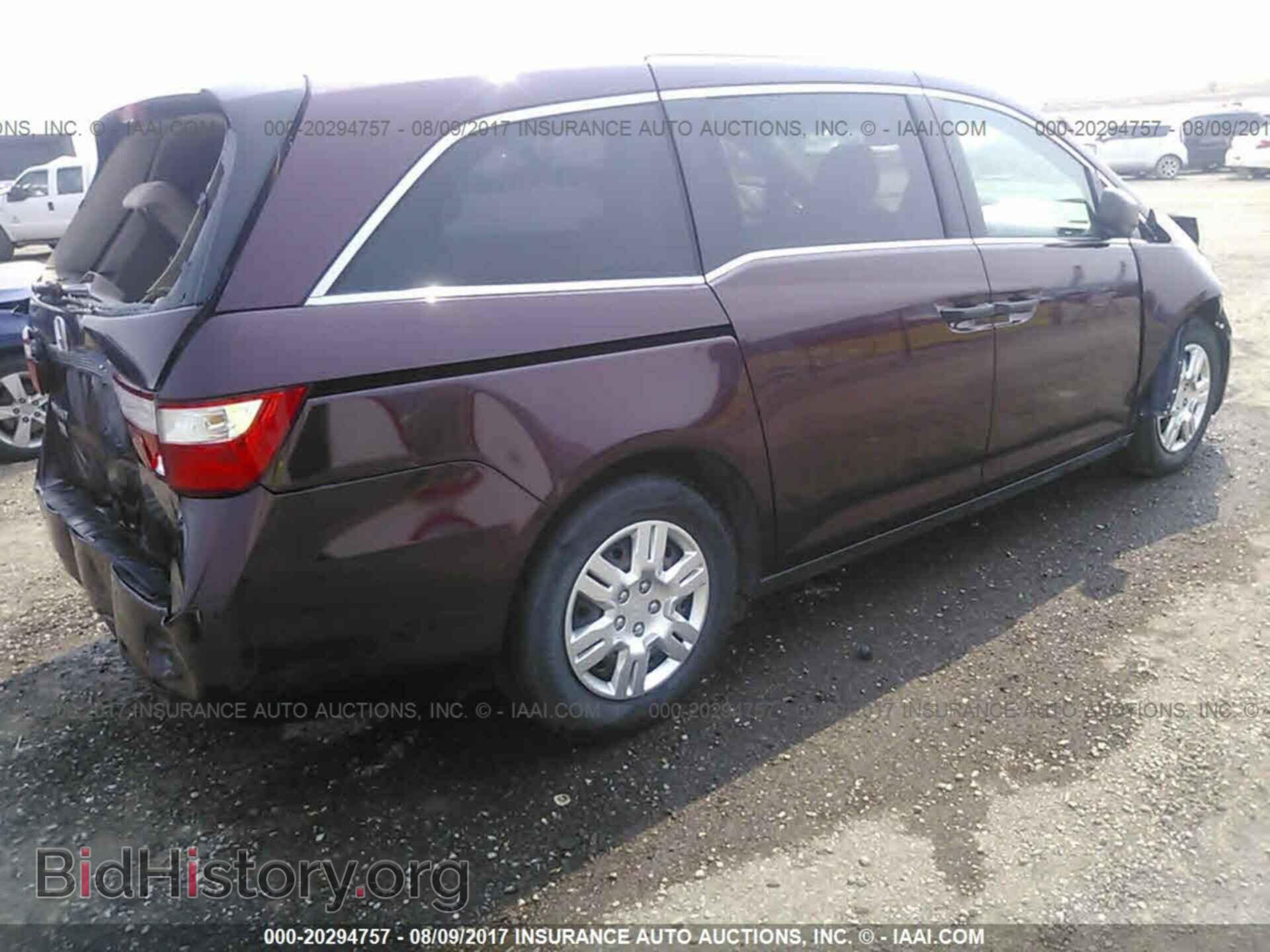 2011 Honda Odyssey - VIN: 5FNRL5H25BB083477 - Фото 4