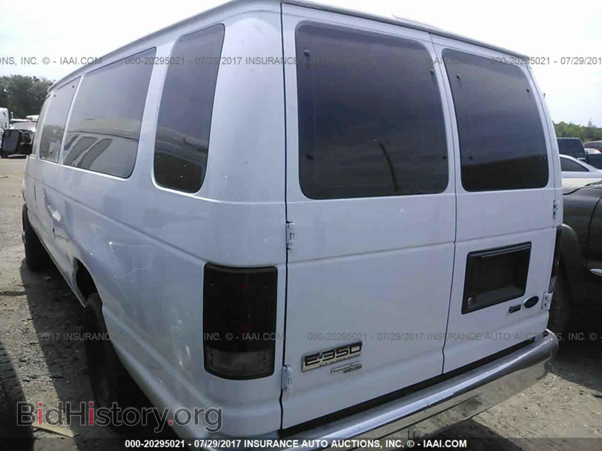 2012 Ford Econoline - VIN: 1FBSS3BL4CDA20460 - Фото 3