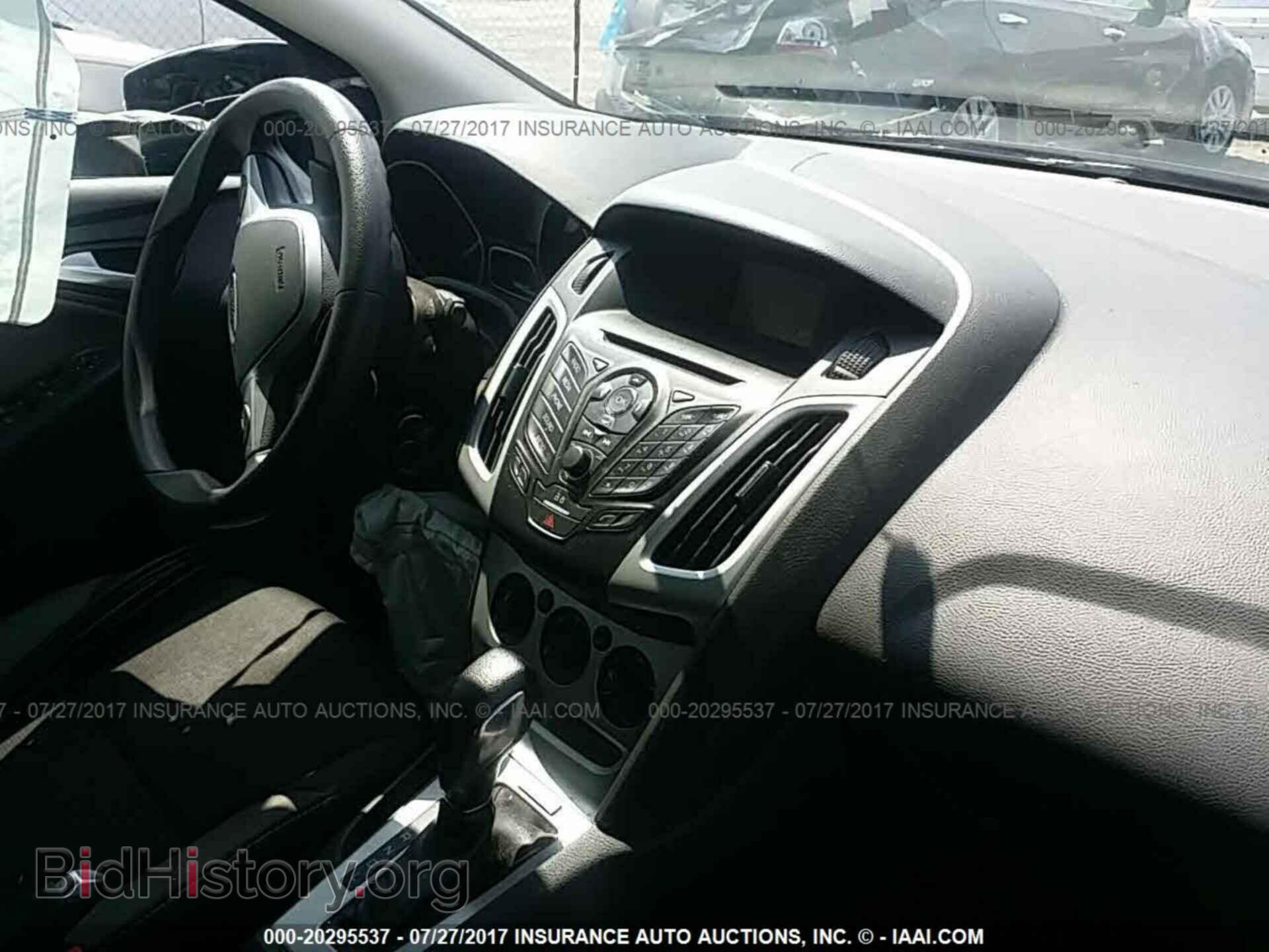 2014 Ford Focus - VIN: 1FADP3K29EL201520 - Photo 5