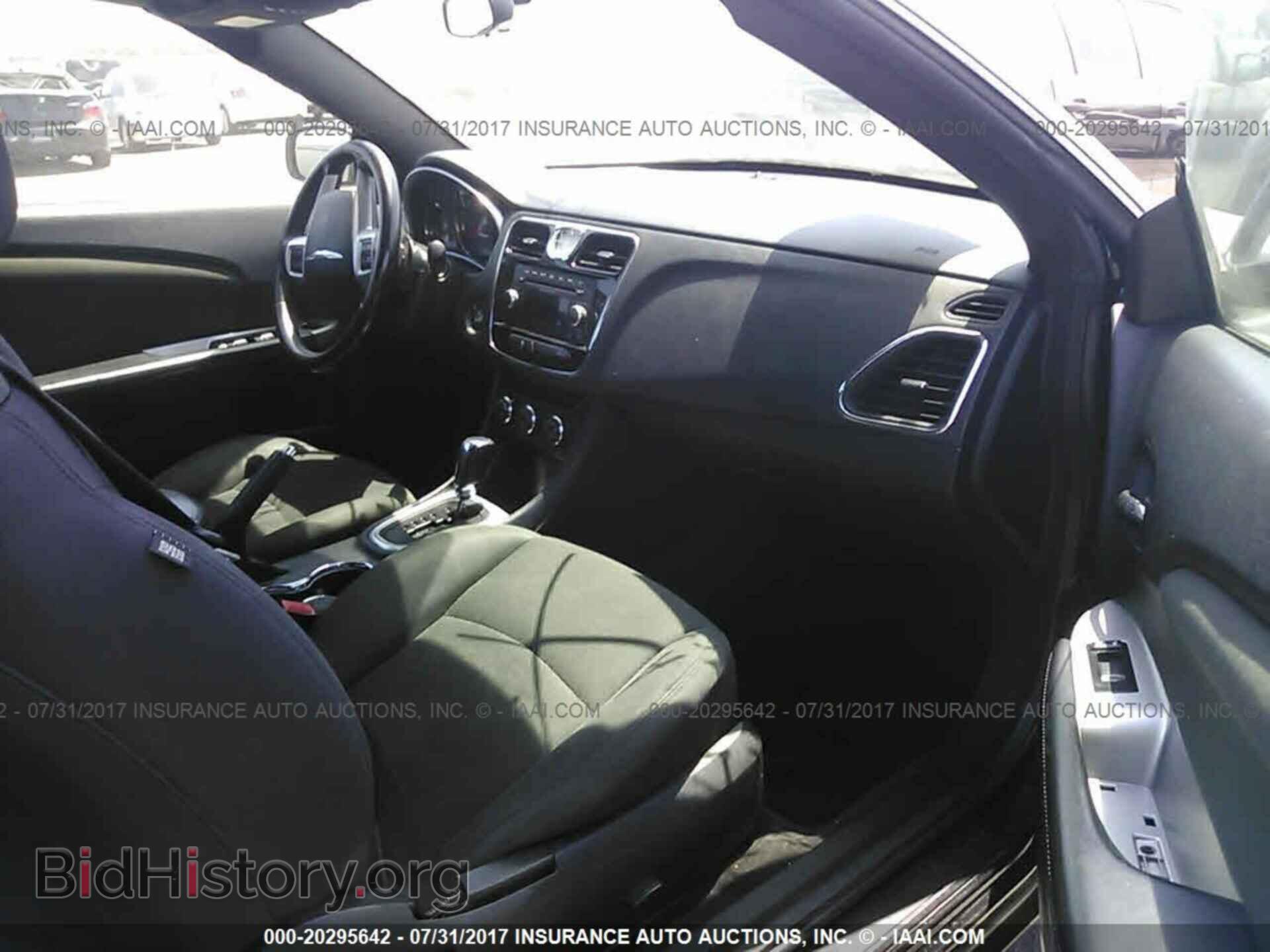 2012 Chrysler 200 - VIN: 1C3BCBEB6CN218431 - Фото 5