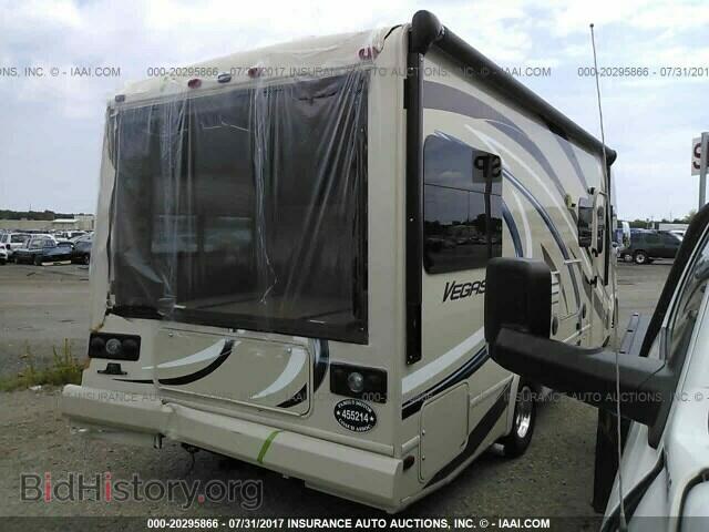 2016 Ford Econoline - VIN: 1FC3E3KS8FDA30007 - Фото 4
