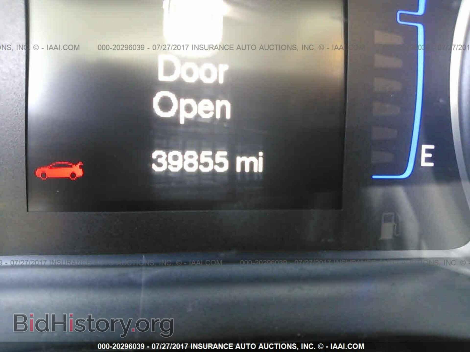 2016 Chrysler 200 - VIN: 1C3CCCAB7GN126637 - Photo 7