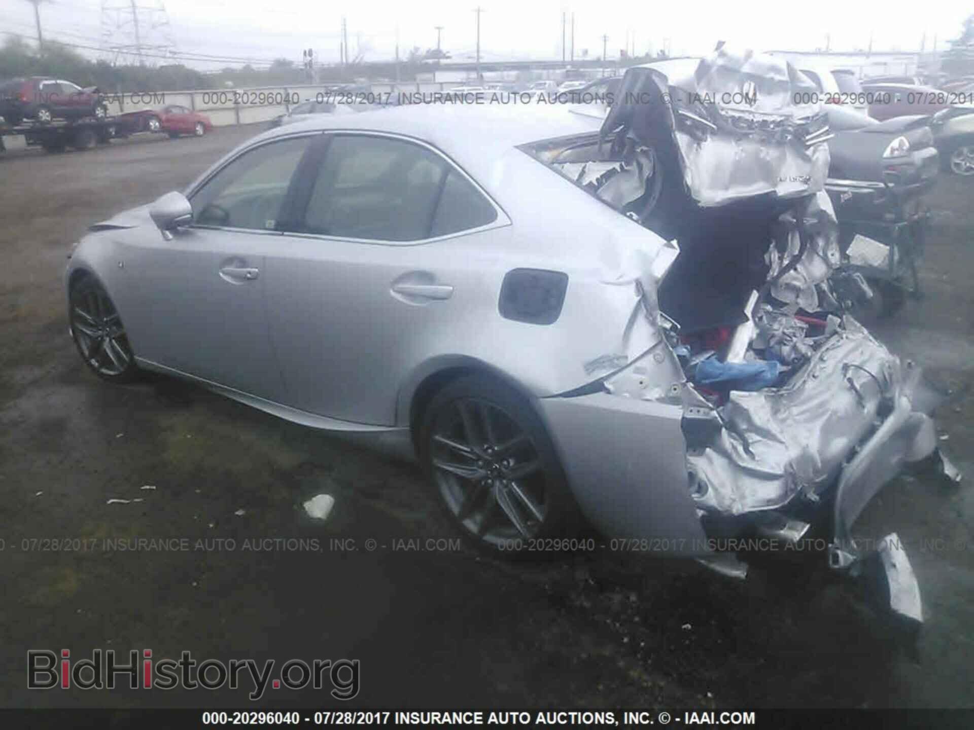 2014 Lexus Is - VIN: JTHCF1D20E5009660 - Photo 3