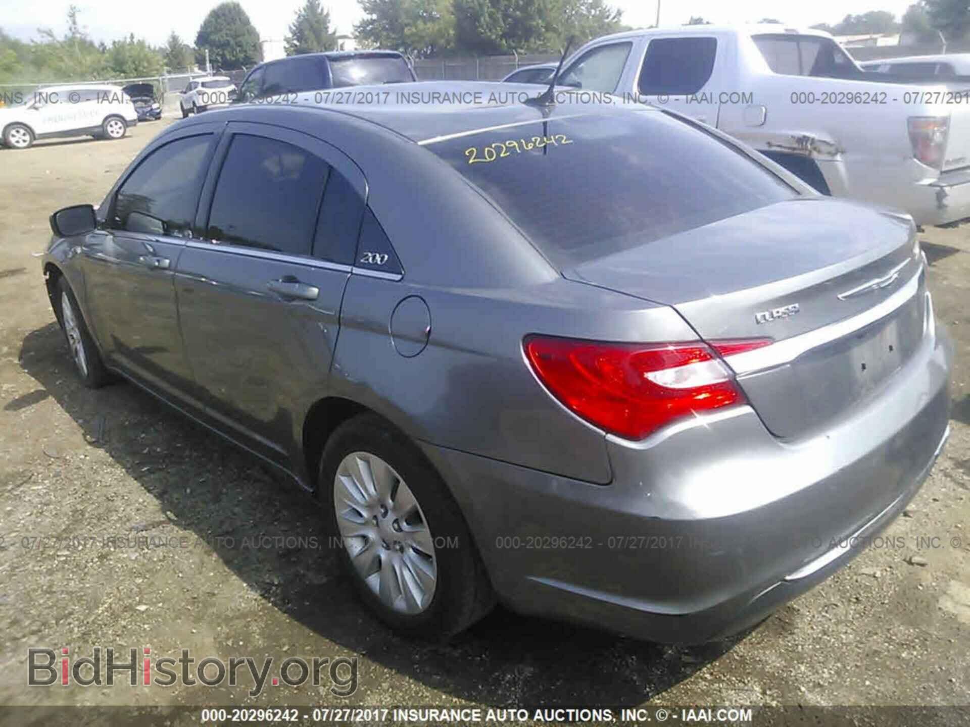 2012 Chrysler 200 - VIN: 1C3CCBAB8CN320128 - Фото 3