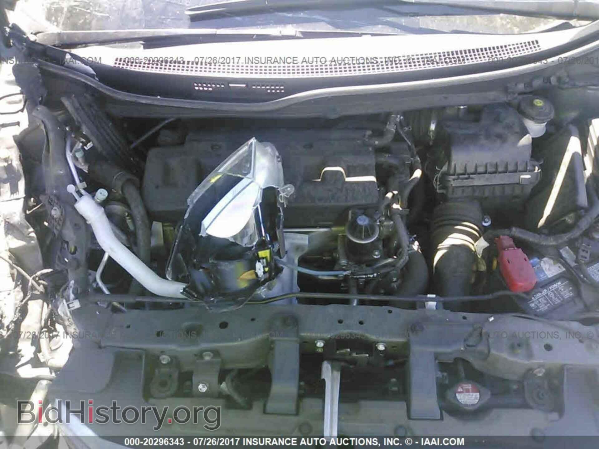 2012 Honda Civic - VIN: 2HGFB2F50CH330614 - Photo 10