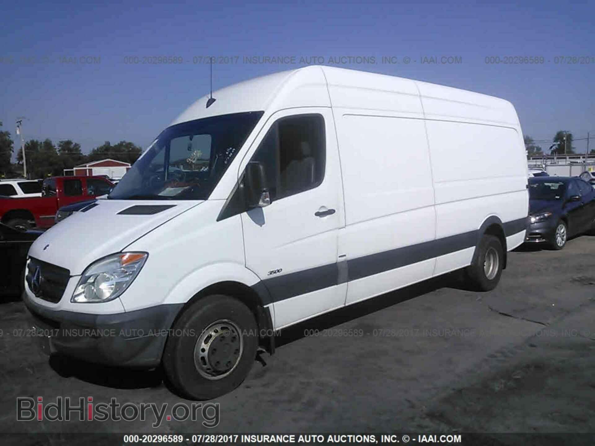 2011 Mercedes-benz Sprinter - VIN: WD3PF4CC8B5597795 - Фото 2