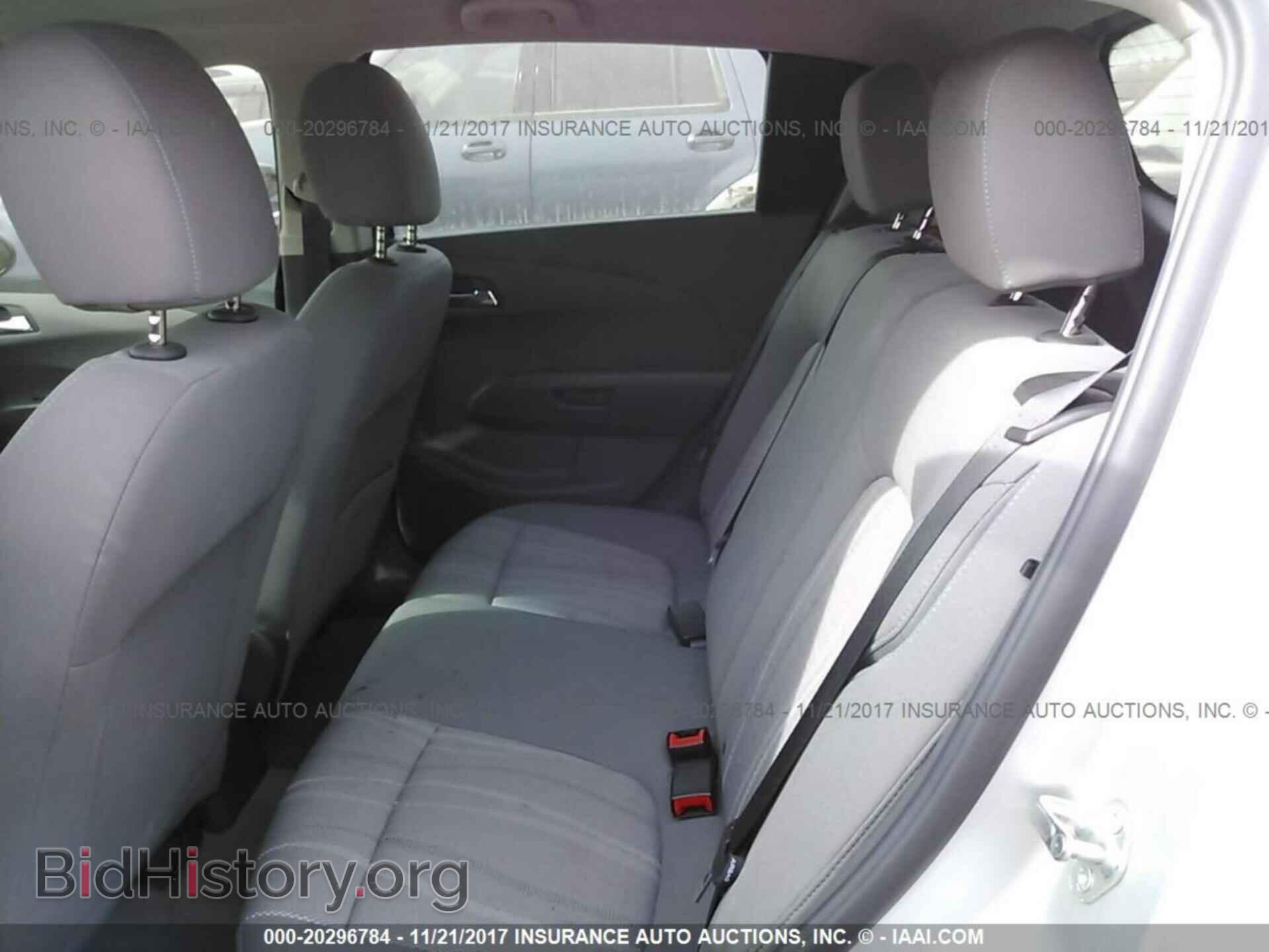 2014 Chevrolet Sonic - VIN: 1G1JC6SH4E4139302 - Фото 8