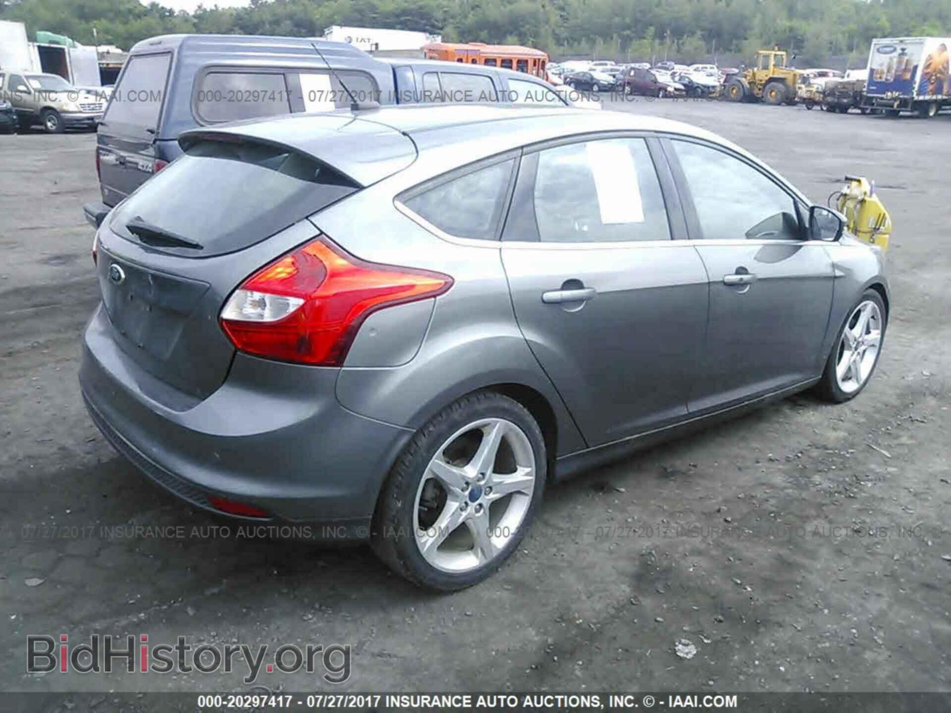 2012 Ford Focus - VIN: 1FAHP3N20CL360064 - Photo 4