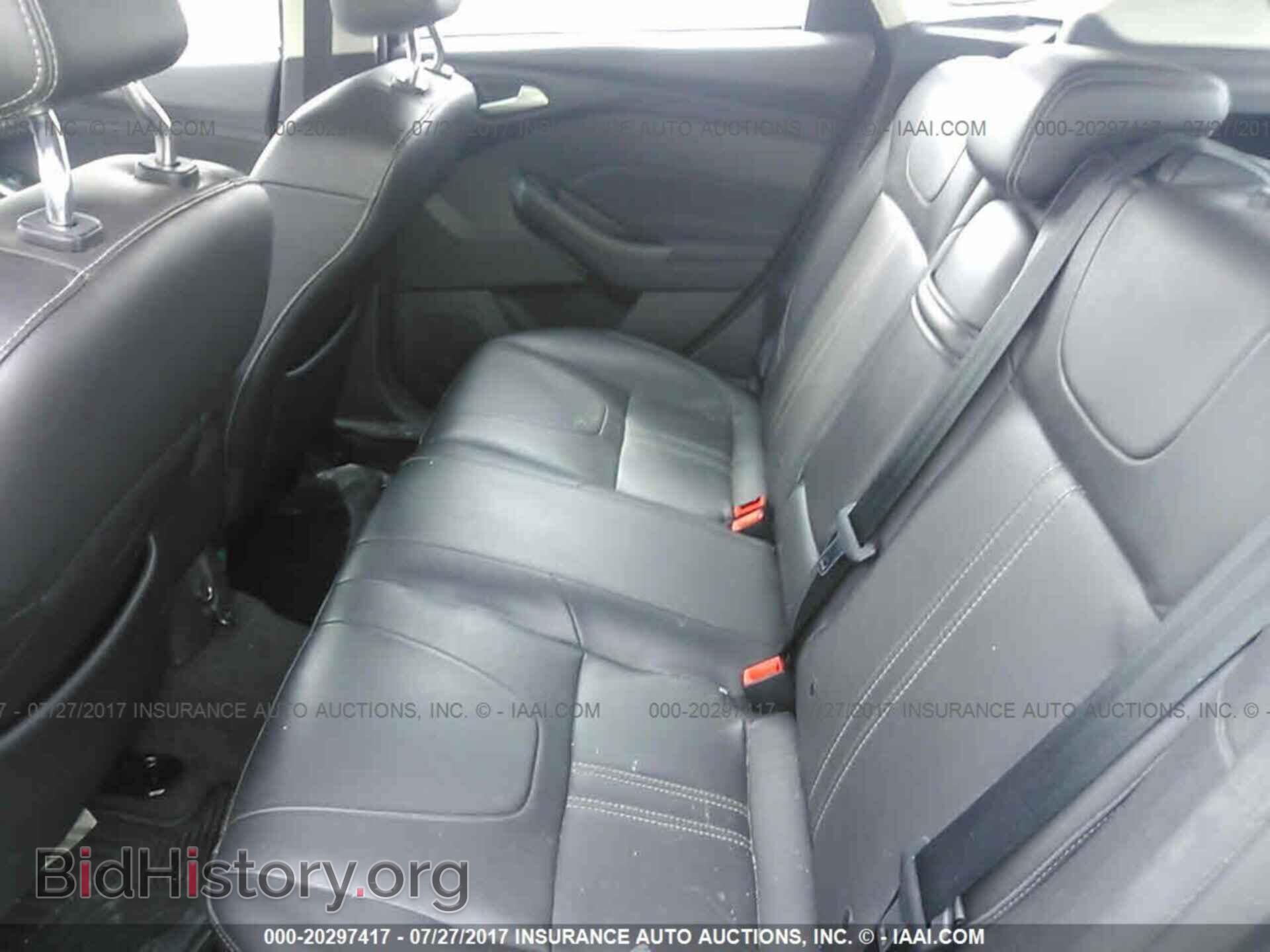 2012 Ford Focus - VIN: 1FAHP3N20CL360064 - Photo 8