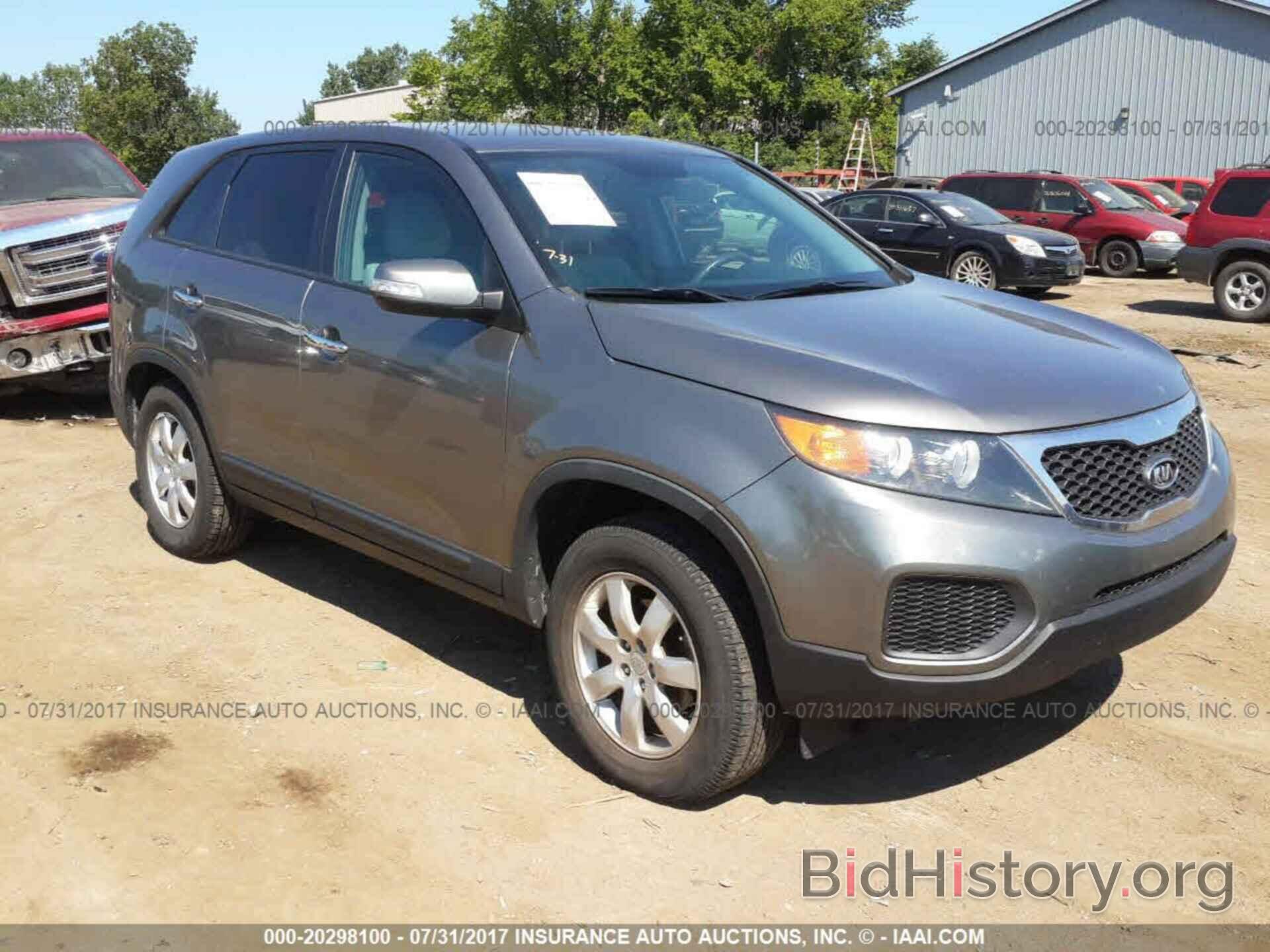 Photo 5XYKT3A19BG182240 - Kia Sorento 2011