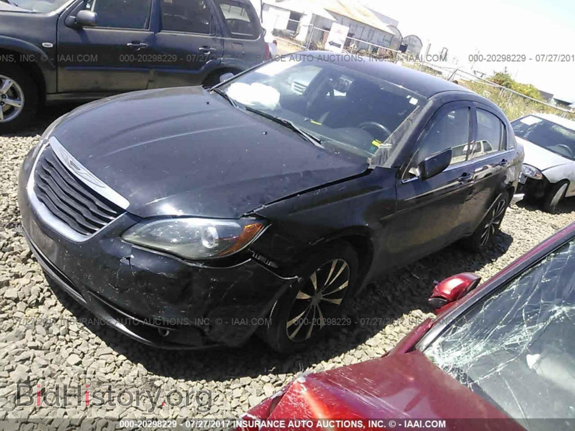 2013 Chrysler 200 - VIN: 1C3CCBBB1DN503788 - Photo 2