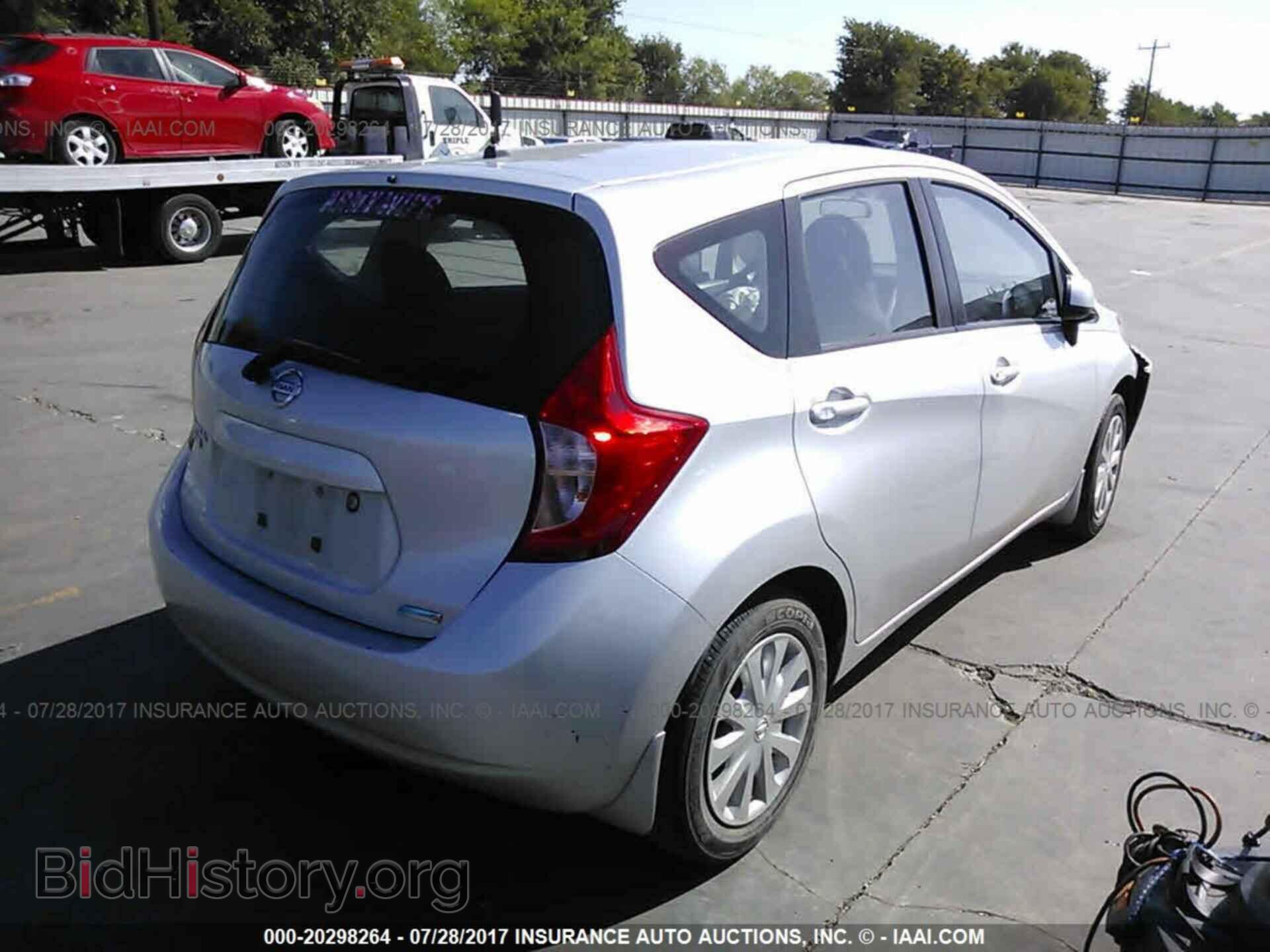 2014 Nissan Versa note - VIN: 3N1CE2CP2EL378417 - Photo 4
