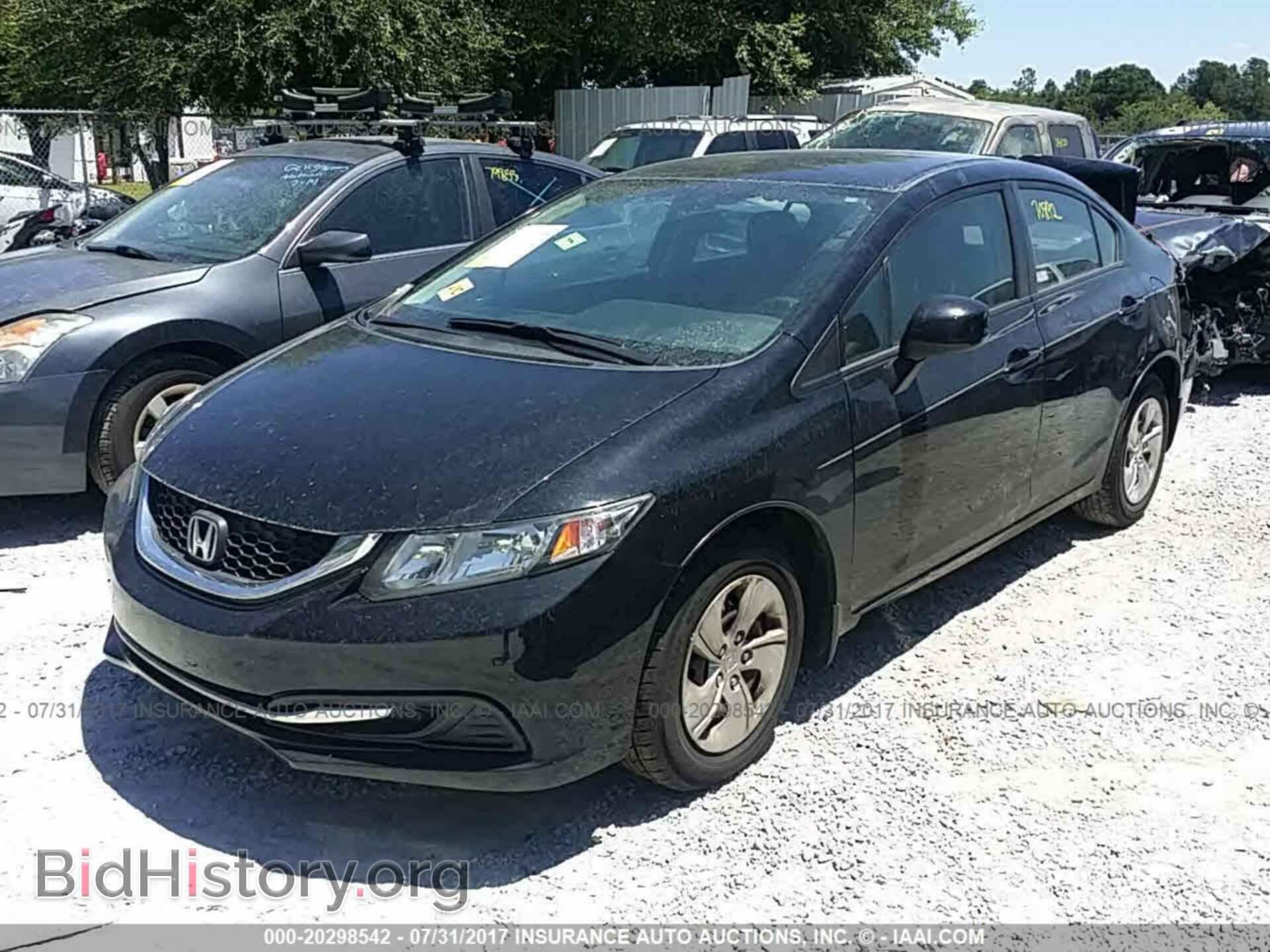 2013 Honda Civic - VIN: 19XFB2F57DE070577 - Photo 2