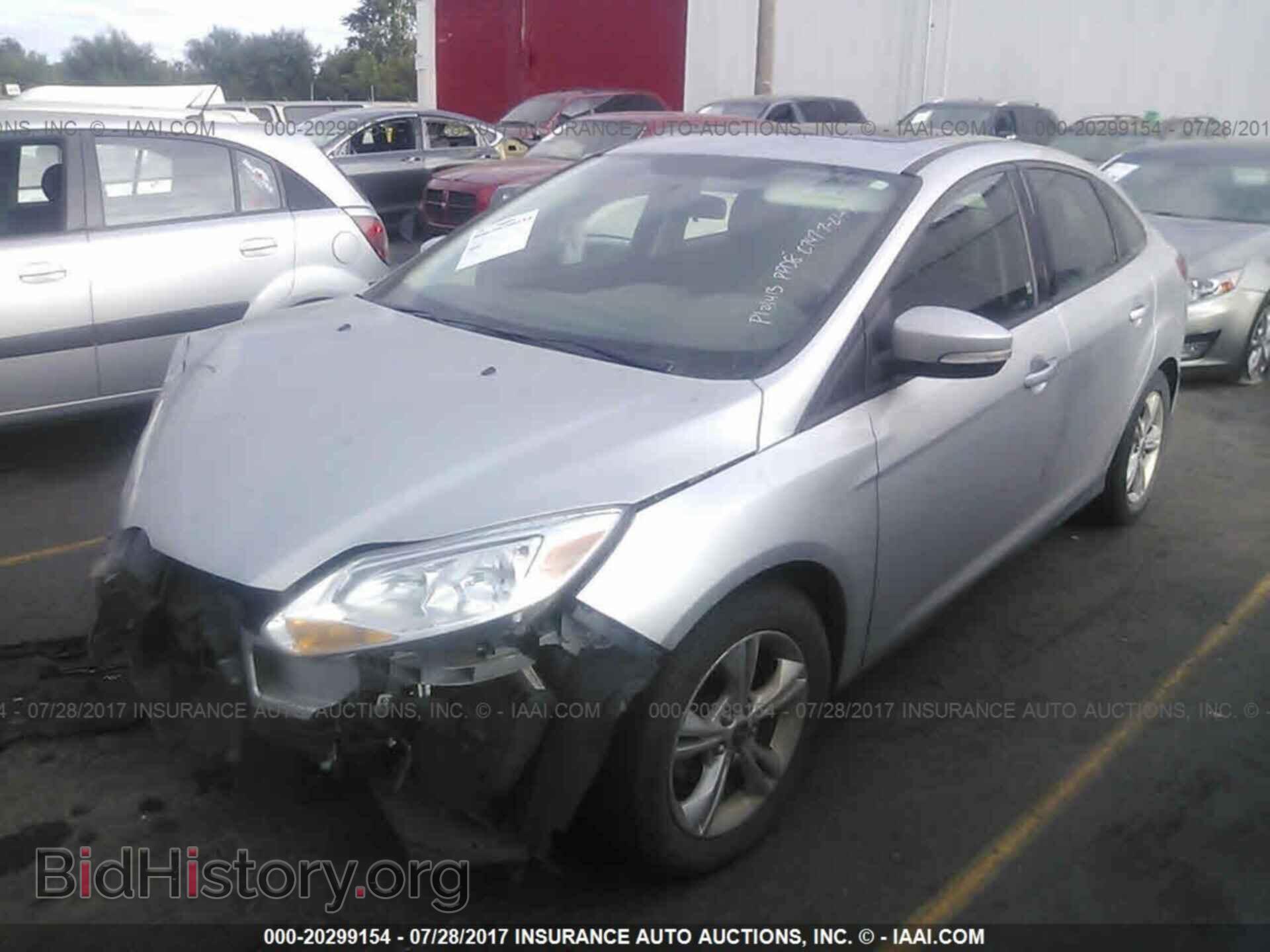2013 Ford Focus - VIN: 1FADP3F28DL196352 - Photo 2