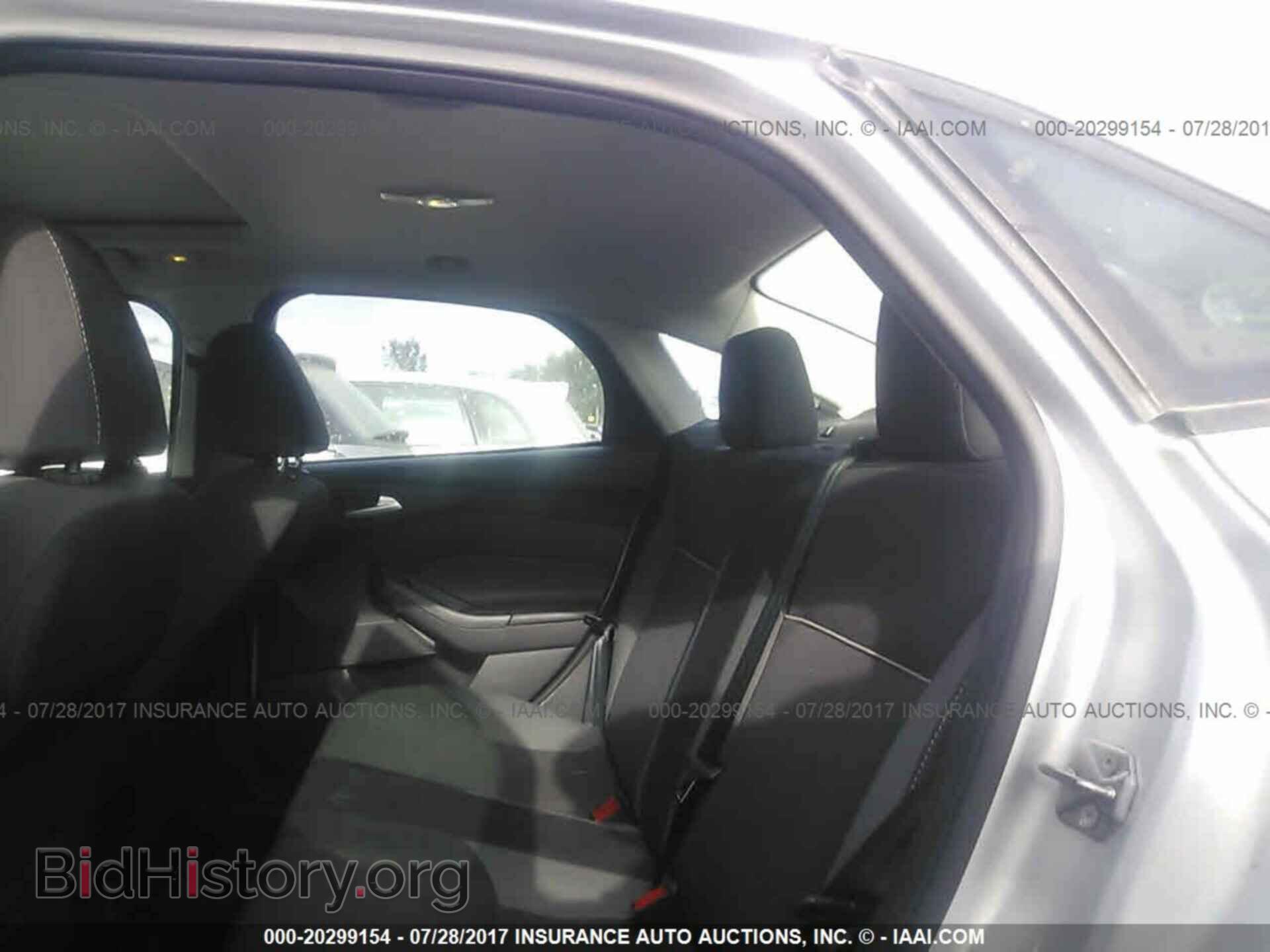 2013 Ford Focus - VIN: 1FADP3F28DL196352 - Photo 8