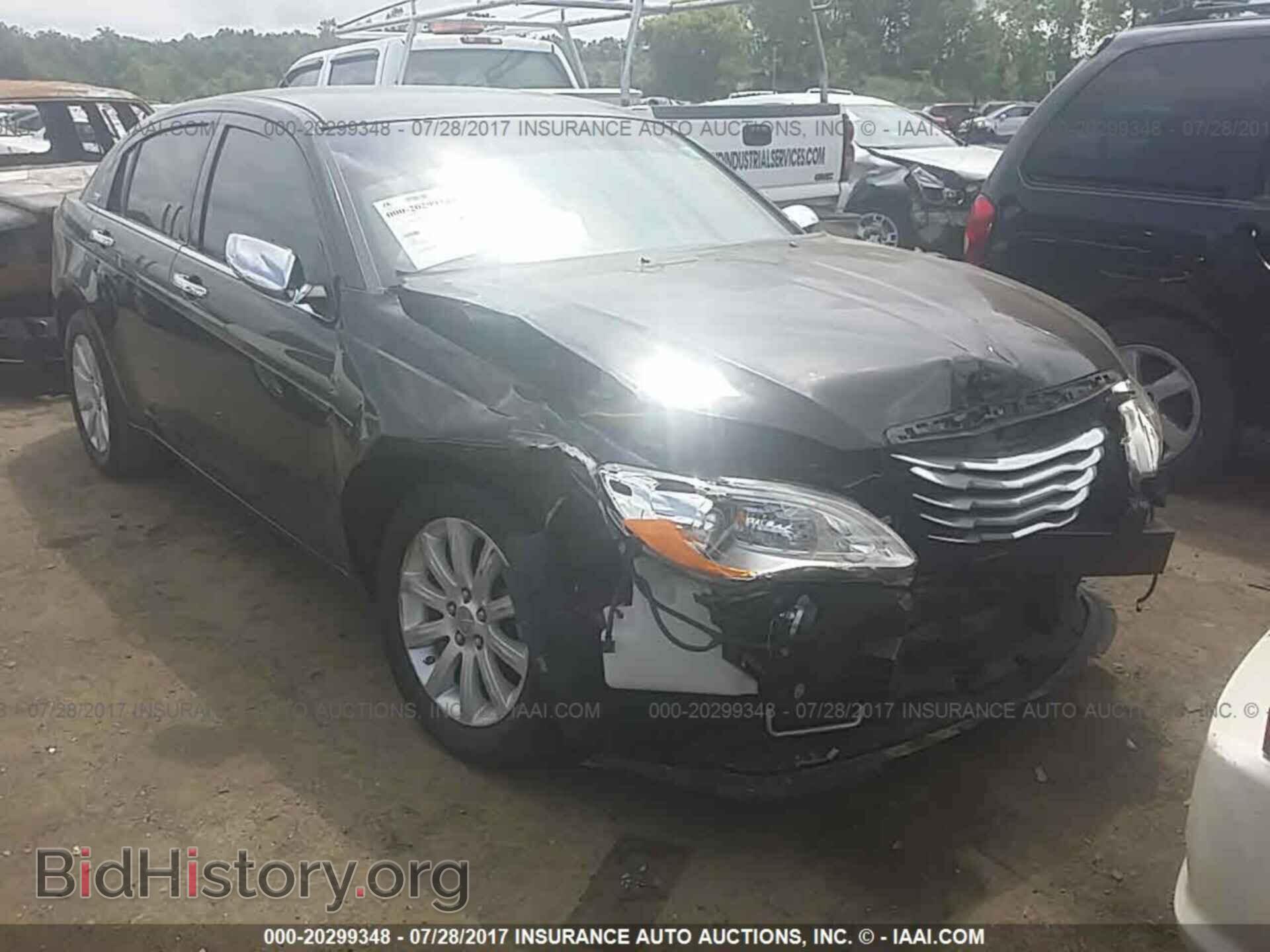 Photo 1C3CCBCG1EN153431 - Chrysler 200 2014