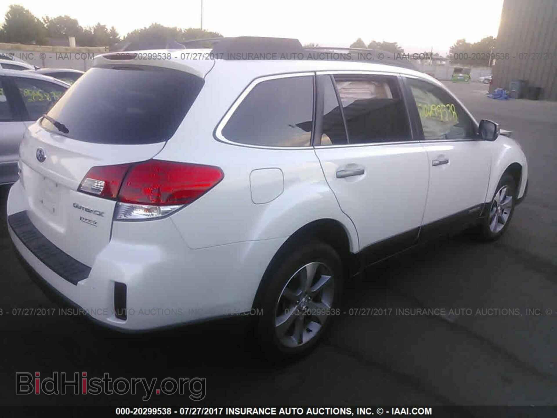2013 Subaru Outback - VIN: 4S4BRBSC3D3263889 - Фото 4