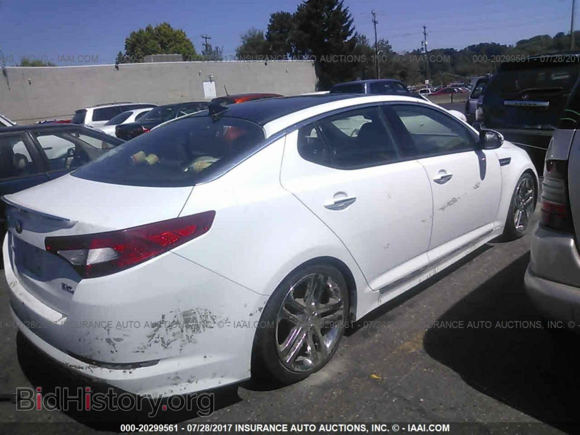 2013 Kia Optima - VIN: 5XXGR4A62DG228505 - Photo 4
