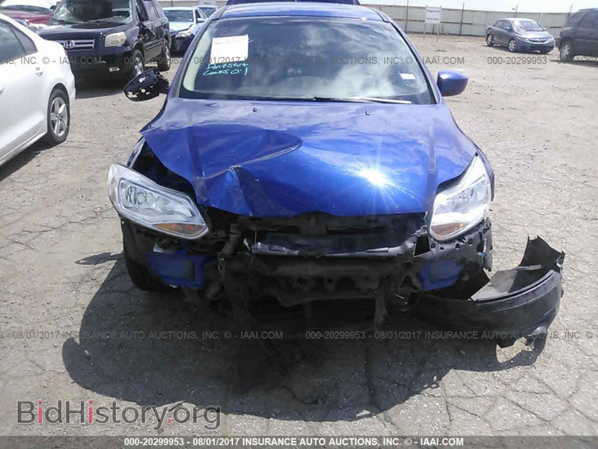 2012 Ford Focus - VIN: 1FAHP3F24CL362057 - Photo 6