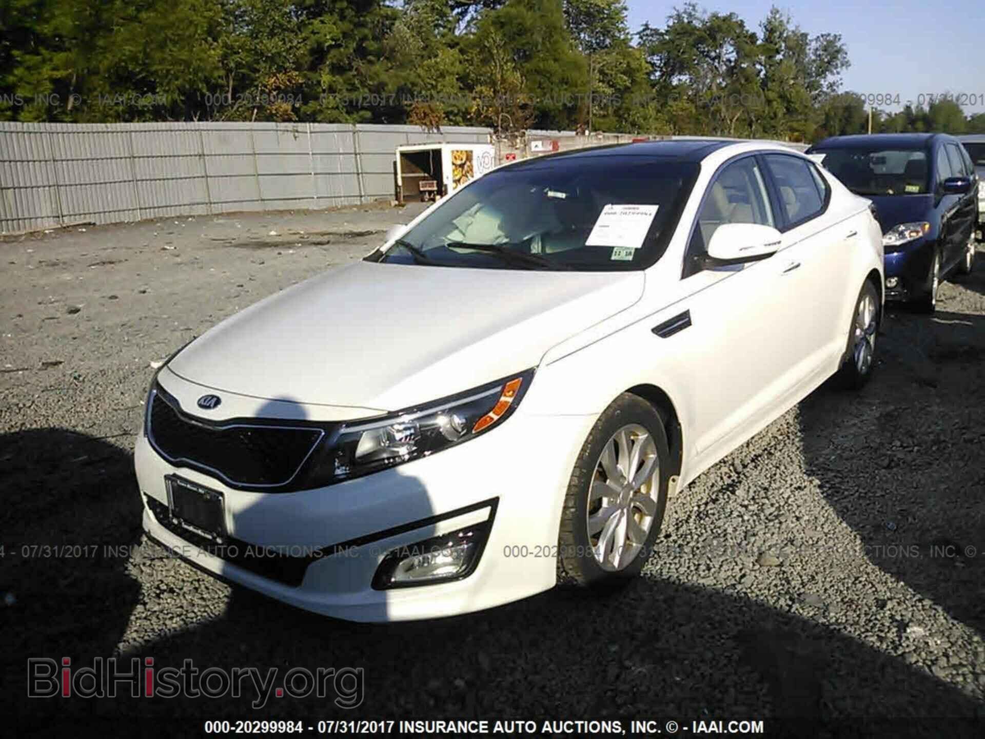 2014 Kia Optima - VIN: 5XXGN4A70EG276560 - Photo 2