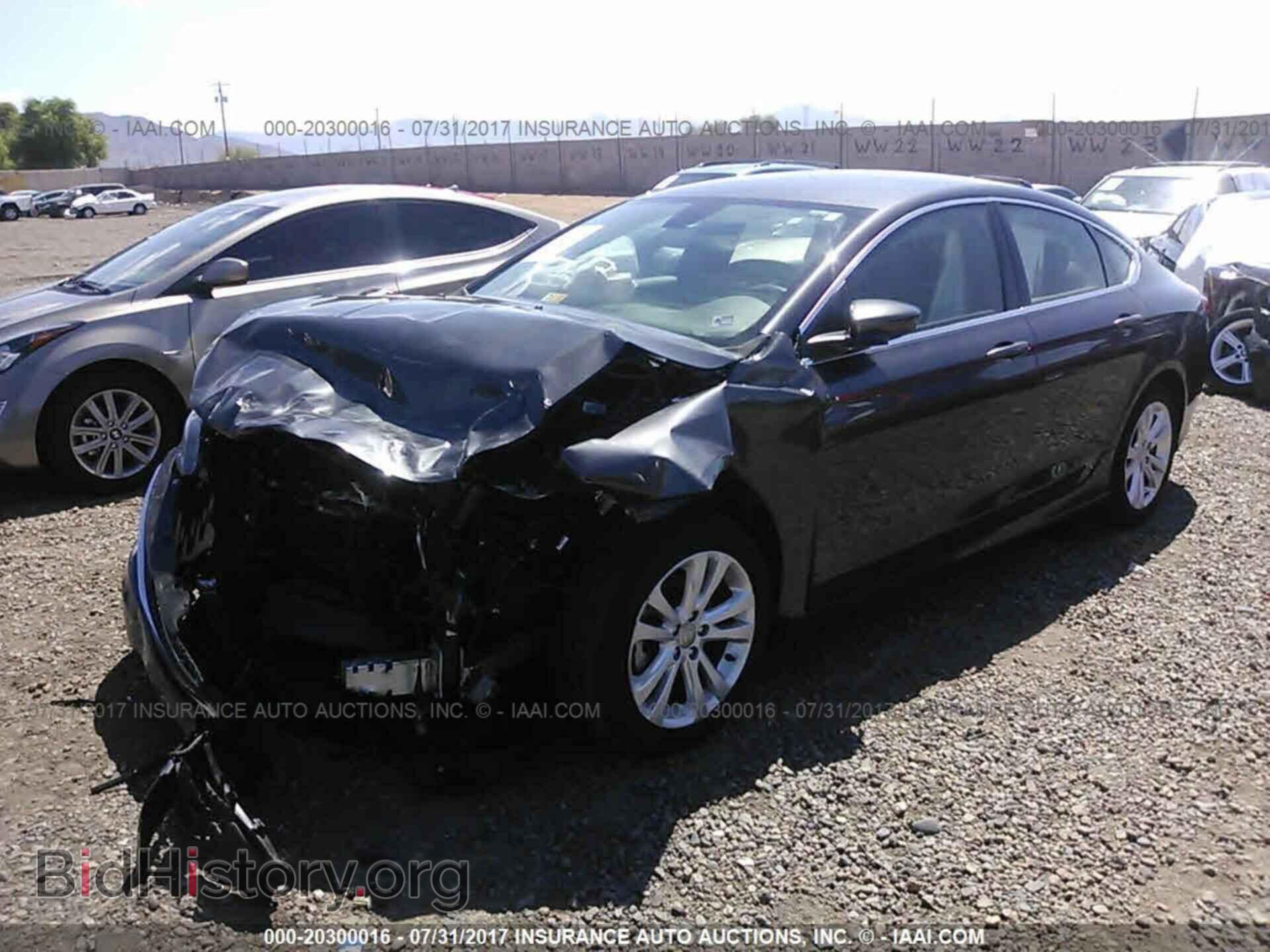 2015 Chrysler 200 - VIN: 1C3CCCAB8FN735671 - Фото 2