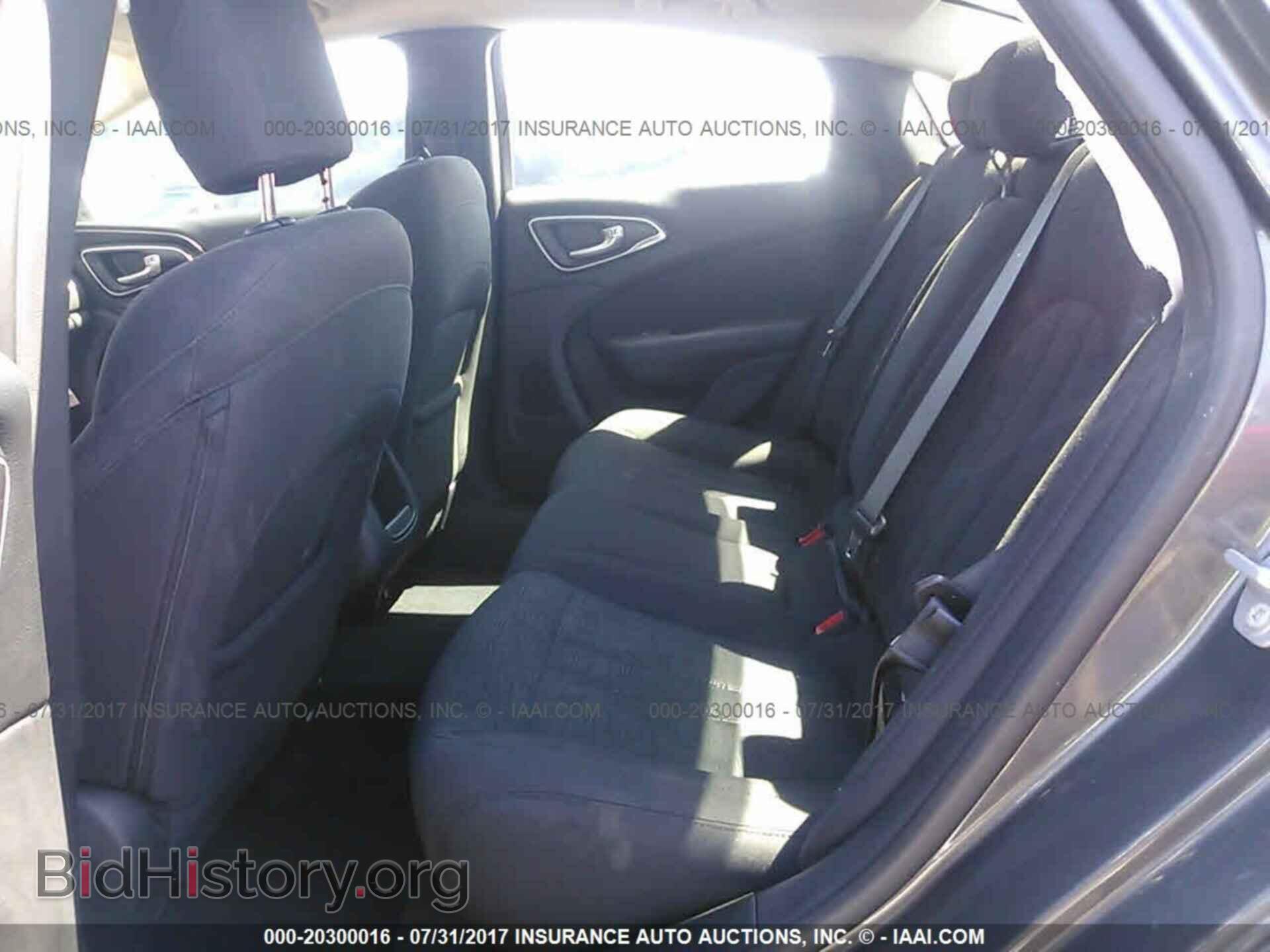 2015 Chrysler 200 - VIN: 1C3CCCAB8FN735671 - Фото 8