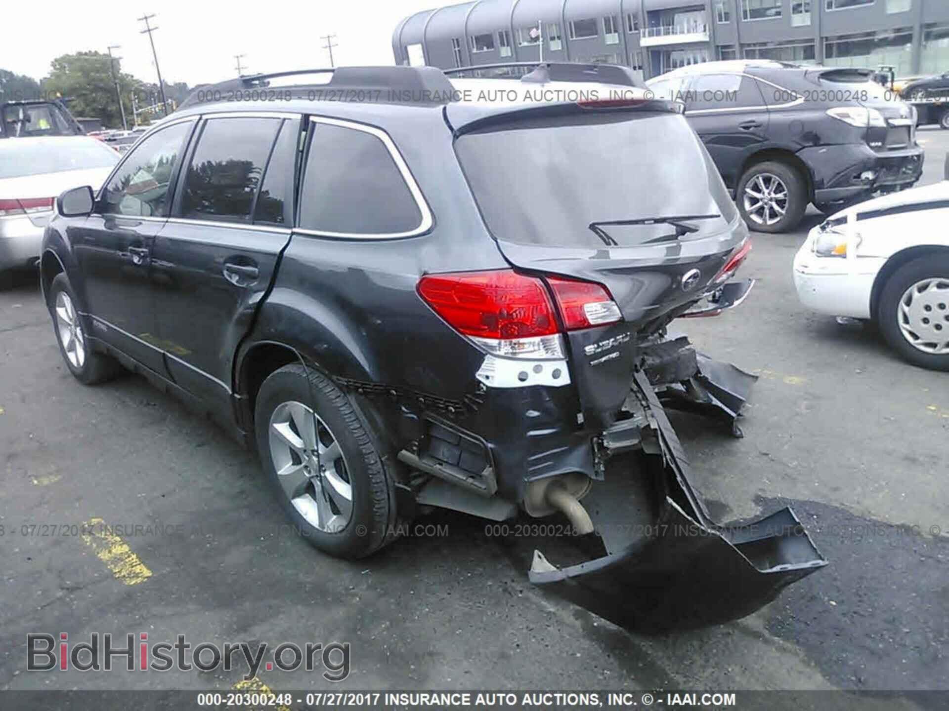 2013 Subaru Outback - VIN: 4S4BRBKC0D3237217 - Photo 3