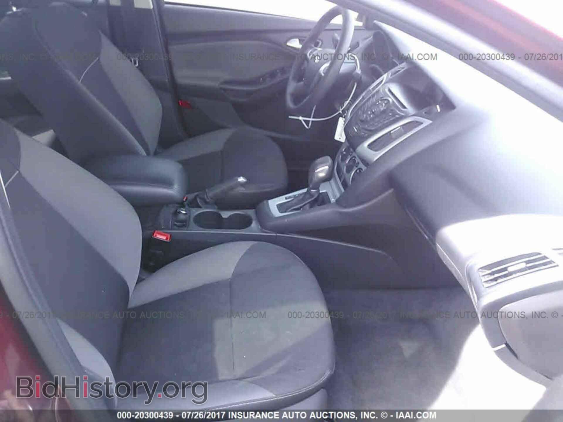 2014 Ford Focus - VIN: 1FADP3F29EL130653 - Photo 5