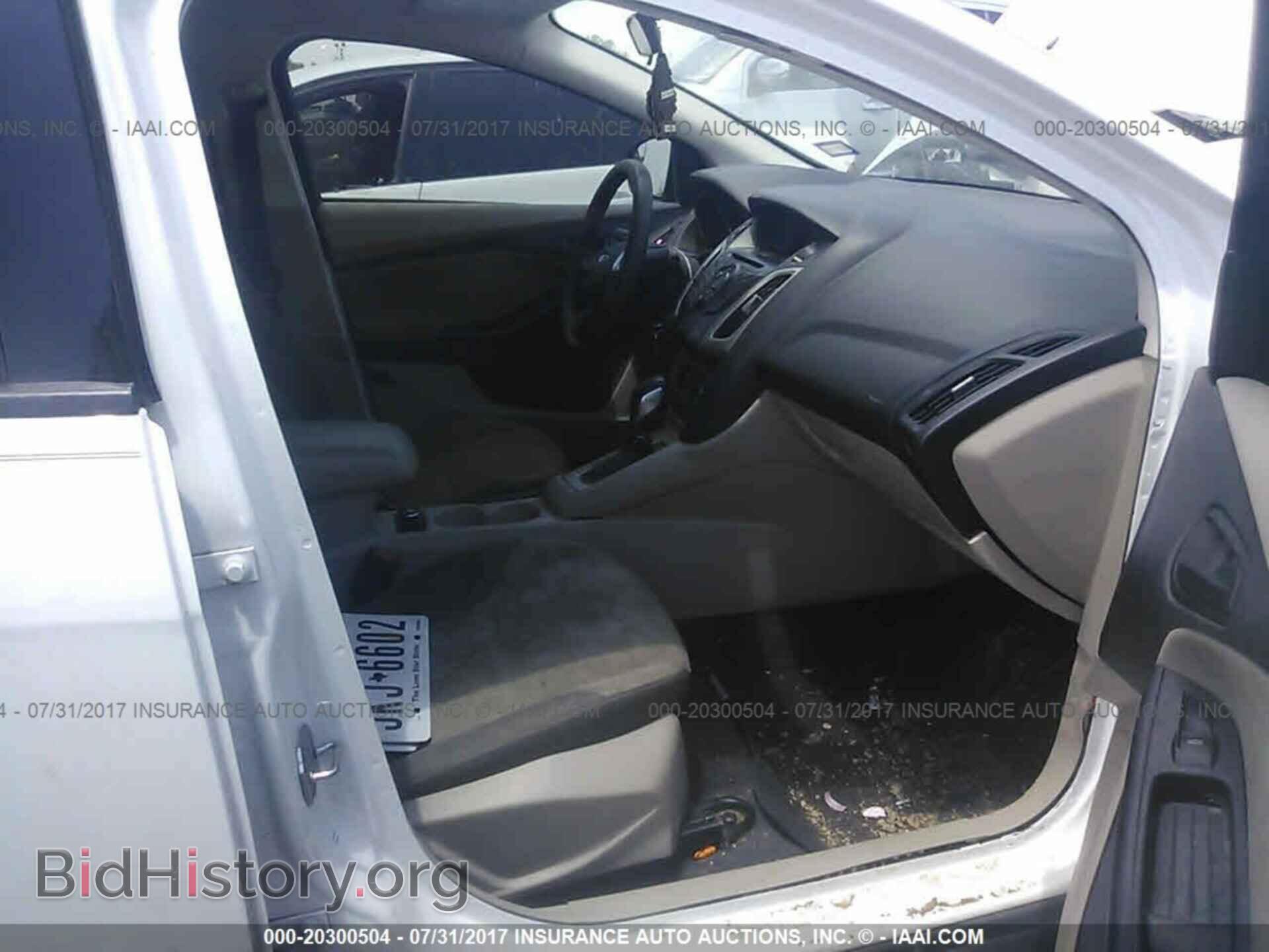 2012 Ford Focus - VIN: 1FAHP3F2XCL284321 - Photo 5