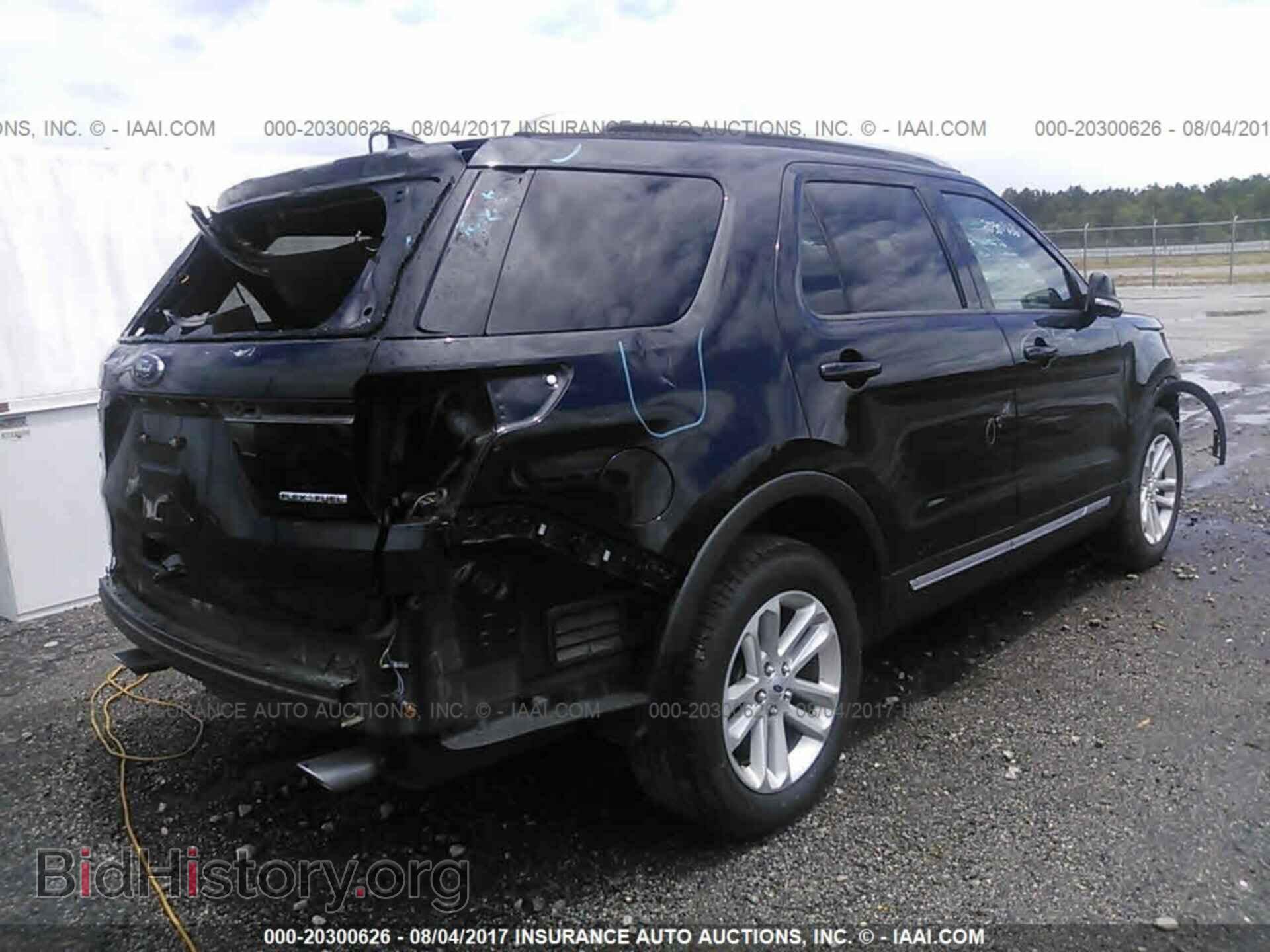 2016 Ford Explorer - VIN: 1FM5K7D85GGC53675 - Photo 4