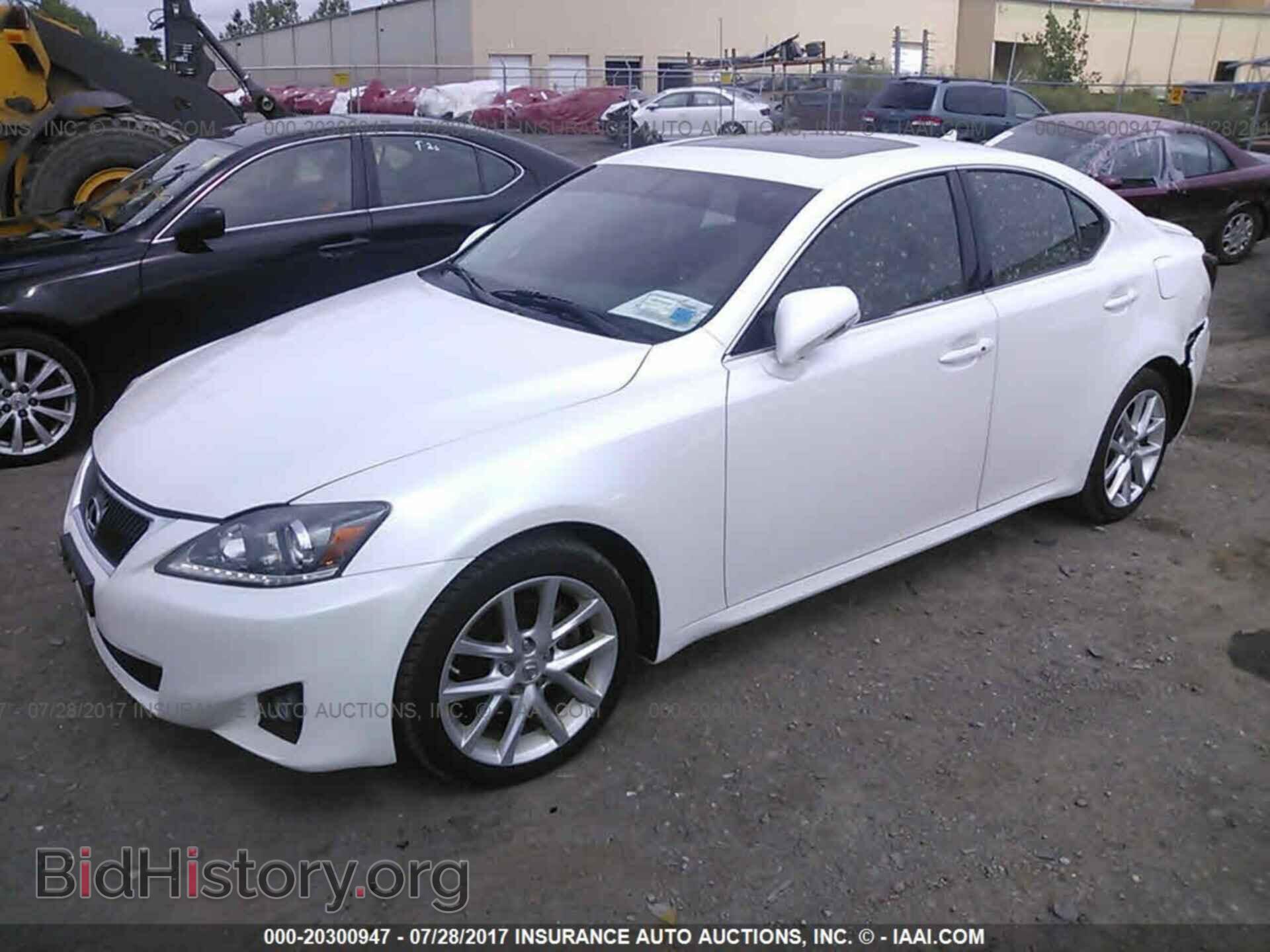 2012 Lexus Is - VIN: JTHCF5C28C5057901 - Фото 2