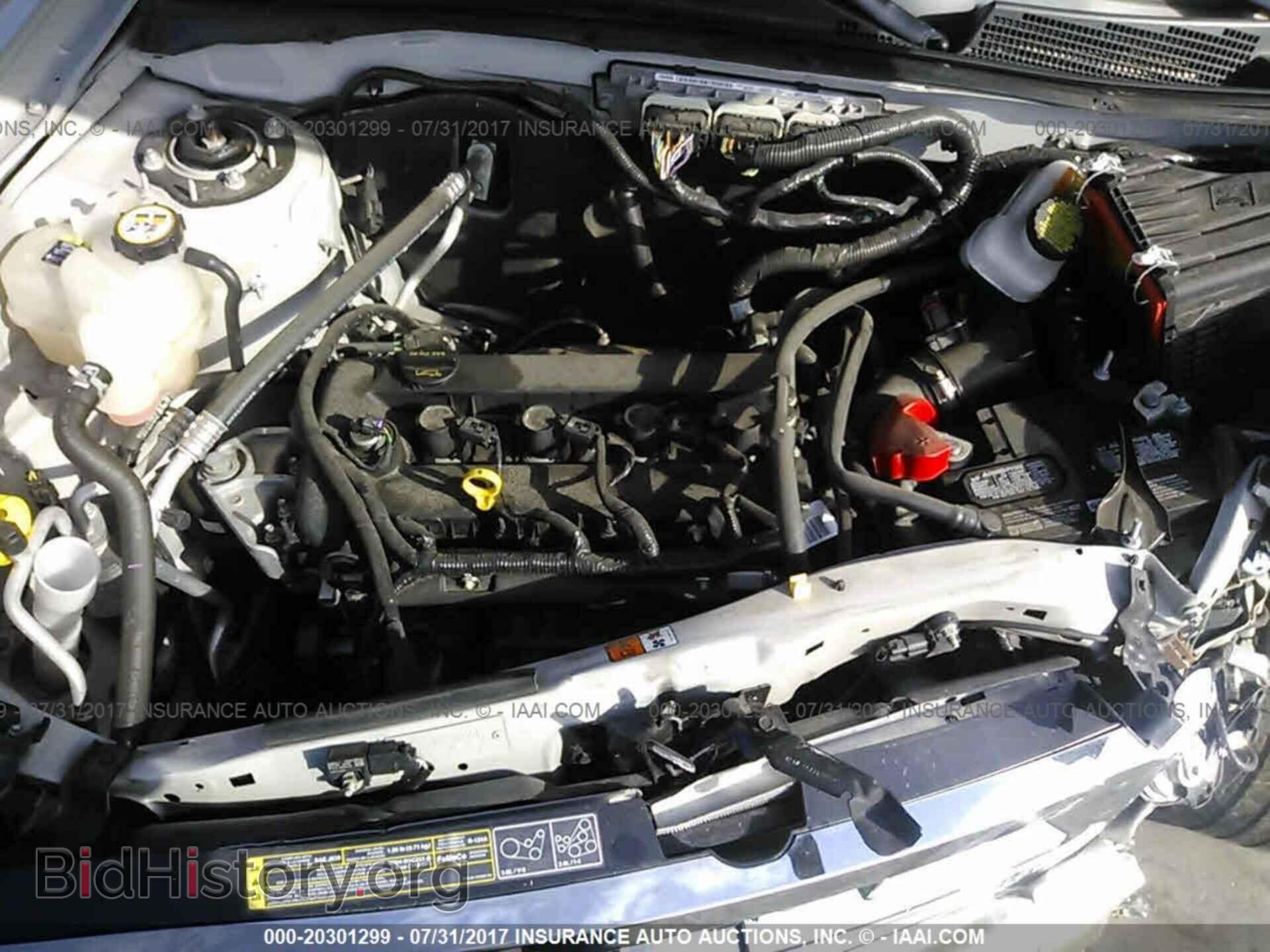 2012 Ford Escape - VIN: 1FMCU0D77CKB54041 - Photo 10