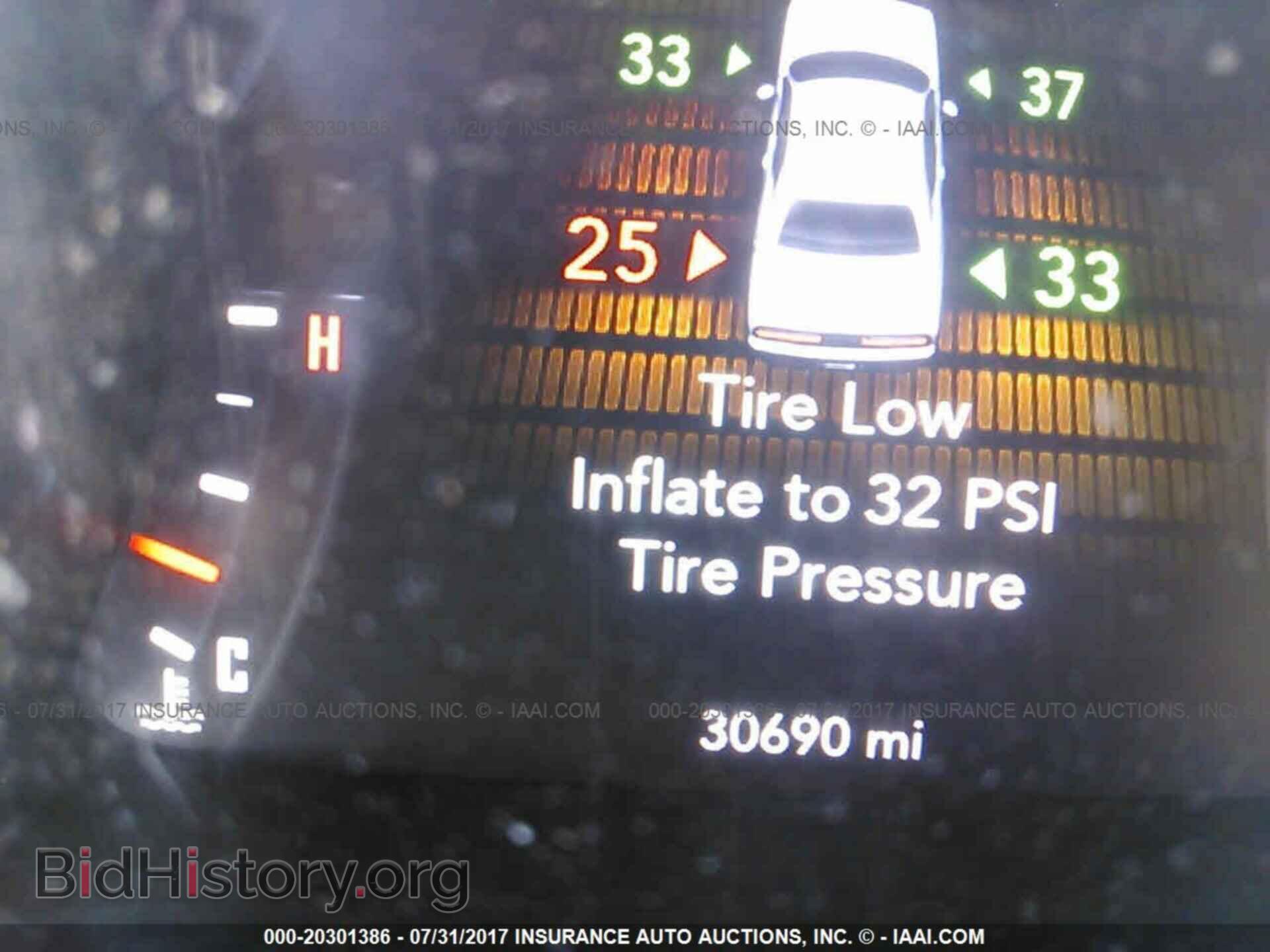 2016 Dodge Challenger - VIN: 2C3CDZAG8GH101198 - Photo 7