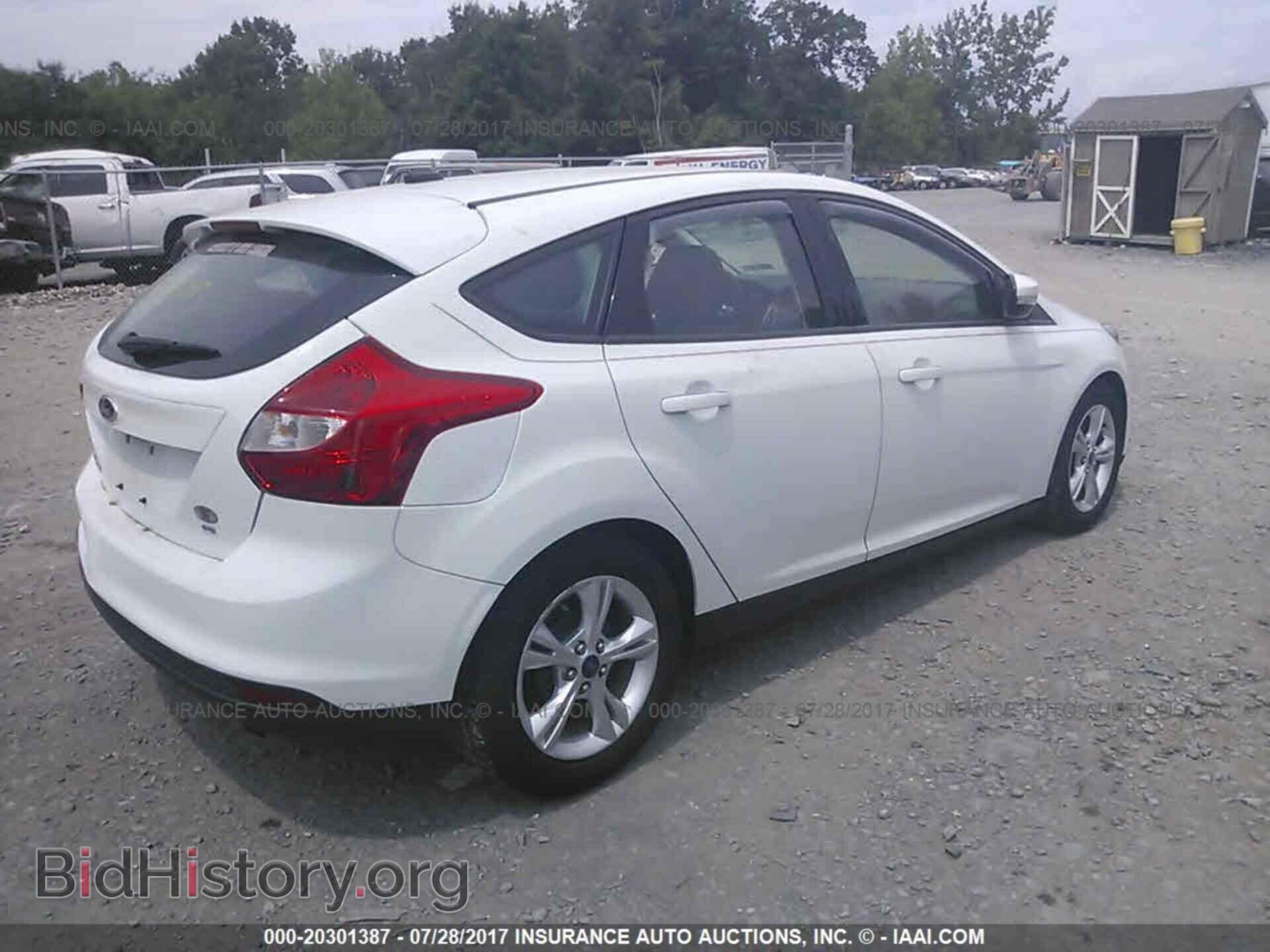 2014 Ford Focus - VIN: 1FADP3K26EL193585 - Photo 4