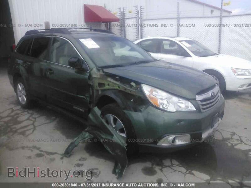 2011 Subaru OUTBACK (VIN 4S4BRBKC7B3432177) — фото 1 из 10, IAAI, повреждение: оба бока