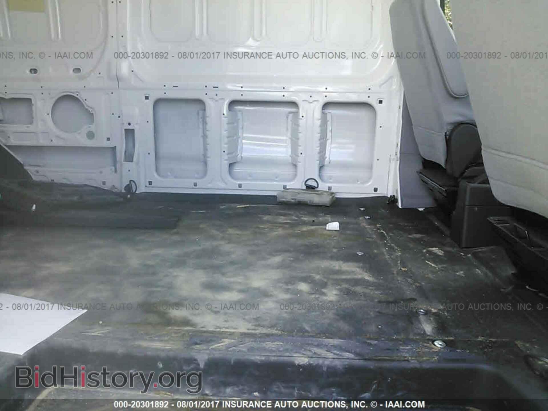2017 Ford Transit - VIN: 1FTYR2CM3HKA09150 - Фото 8