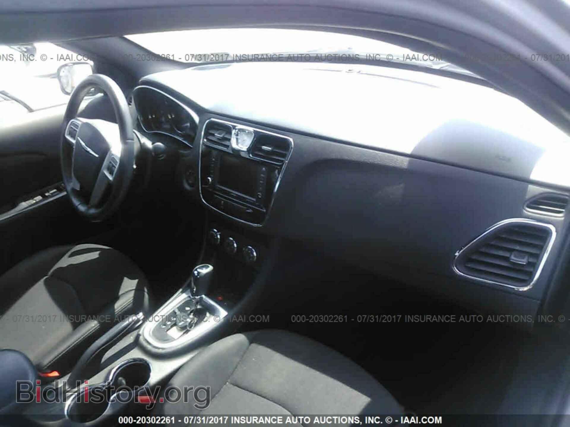 2014 Chrysler 200 - VIN: 1C3CCBBB8EN118035 - Photo 5