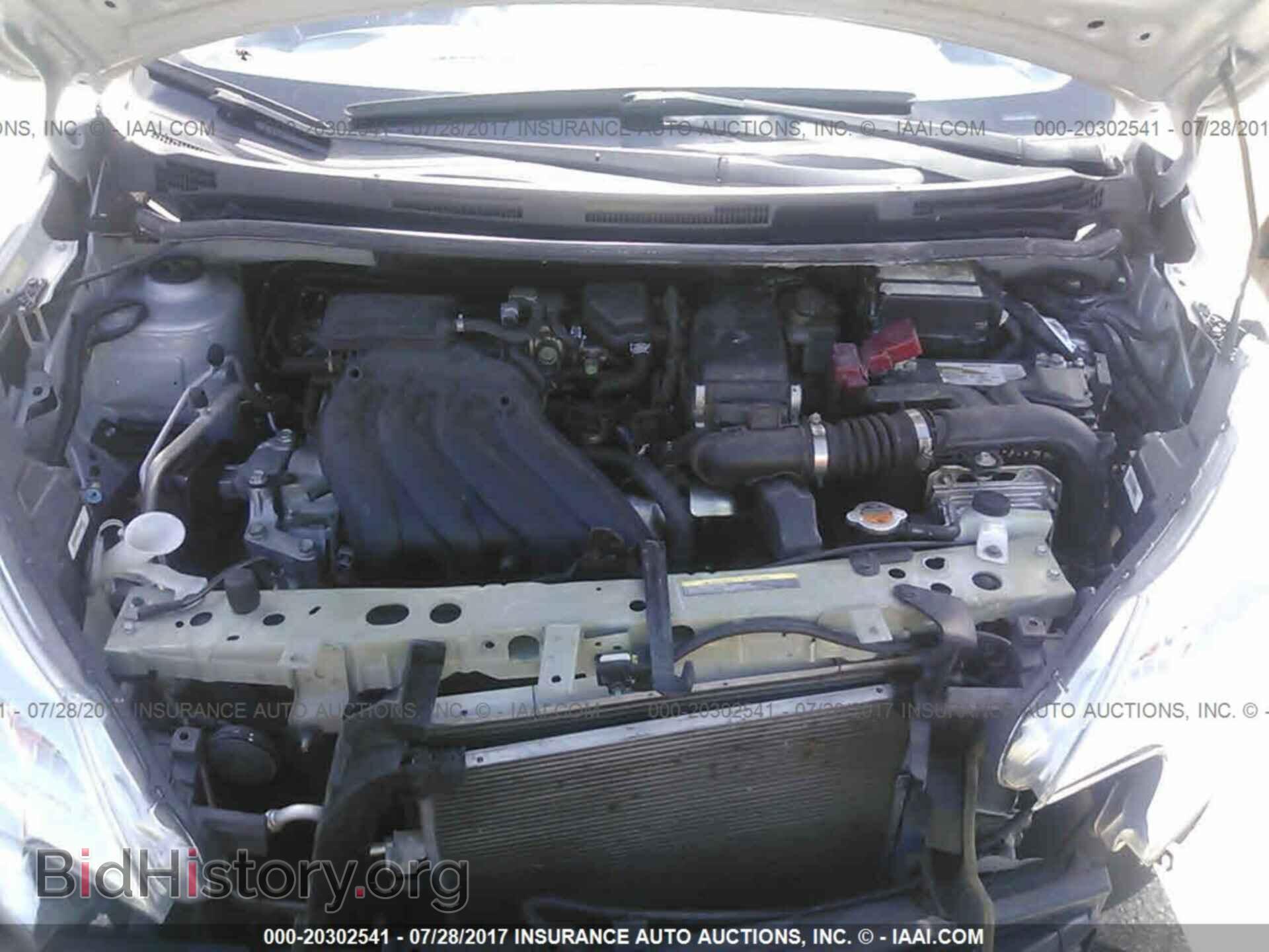 2015 Nissan Versa note - VIN: 3N1CE2CP7FL372968 - Photo 10
