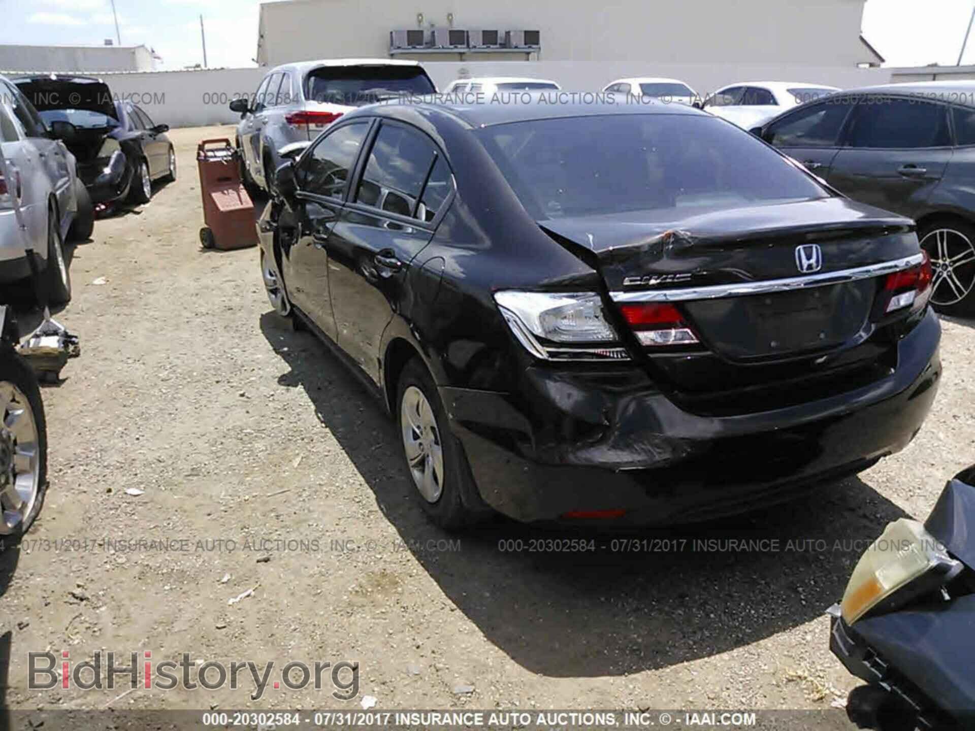 2013 Honda Civic - VIN: 19XFB2F57DE021282 - Фото 3