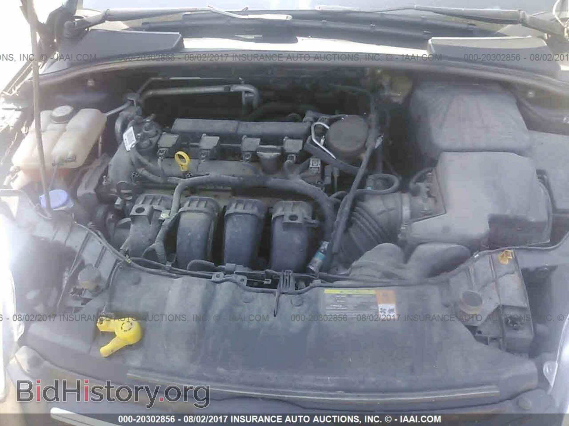2012 Ford Focus - VIN: 1FAHP3F22CL428573 - Photo 10