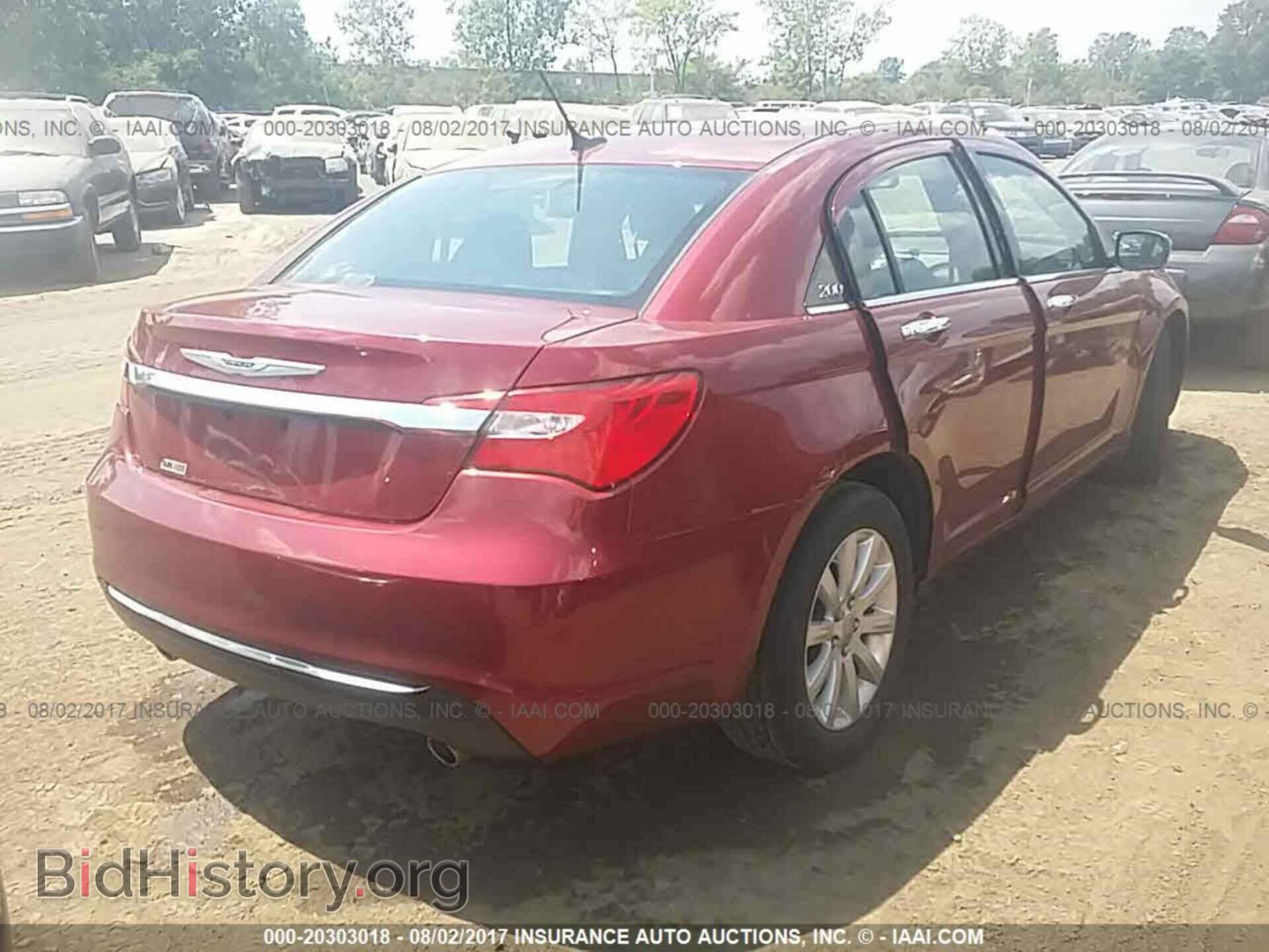 2013 Chrysler 200 - VIN: 1C3CCBCG5DN522659 - Фото 4